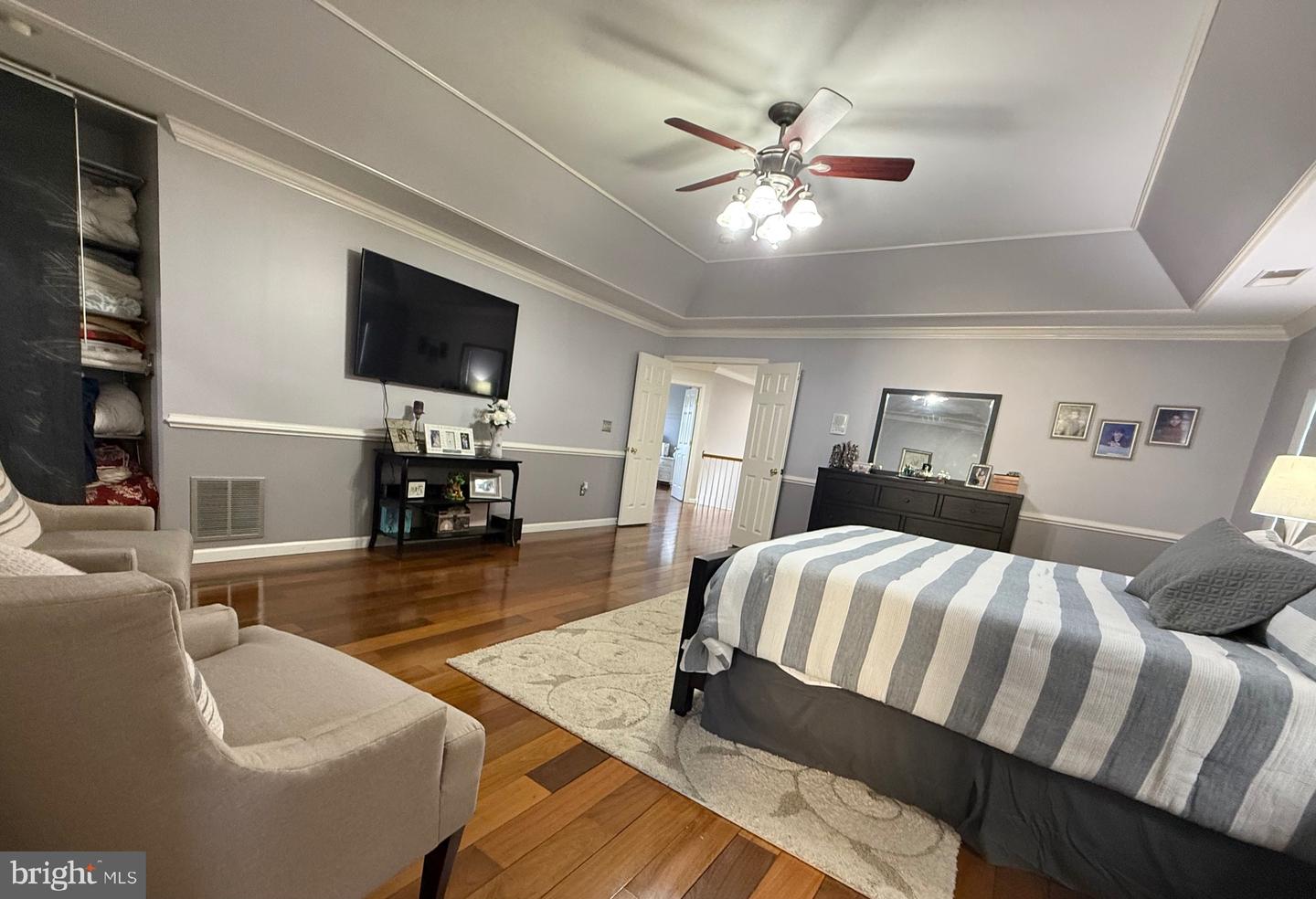 4308 WALSH WAY, WOODBRIDGE, Virginia 22193, 4 Bedrooms Bedrooms, ,4 BathroomsBathrooms,Residential,For sale,4308 WALSH WAY,VAPW2098076 MLS # VAPW2098076