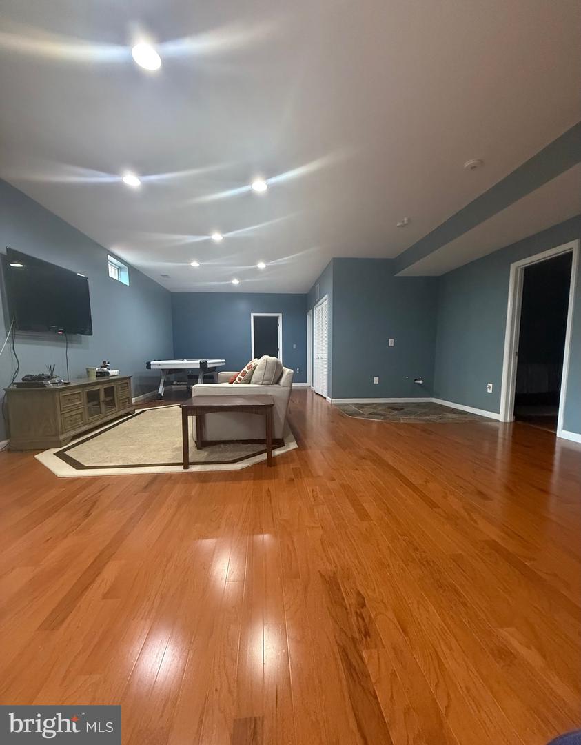 4308 WALSH WAY, WOODBRIDGE, Virginia 22193, 4 Bedrooms Bedrooms, ,4 BathroomsBathrooms,Residential,For sale,4308 WALSH WAY,VAPW2098076 MLS # VAPW2098076