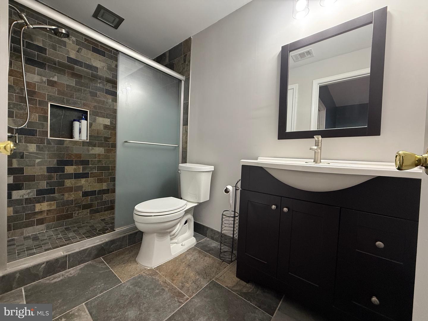 4308 WALSH WAY, WOODBRIDGE, Virginia 22193, 4 Bedrooms Bedrooms, ,4 BathroomsBathrooms,Residential,For sale,4308 WALSH WAY,VAPW2098076 MLS # VAPW2098076