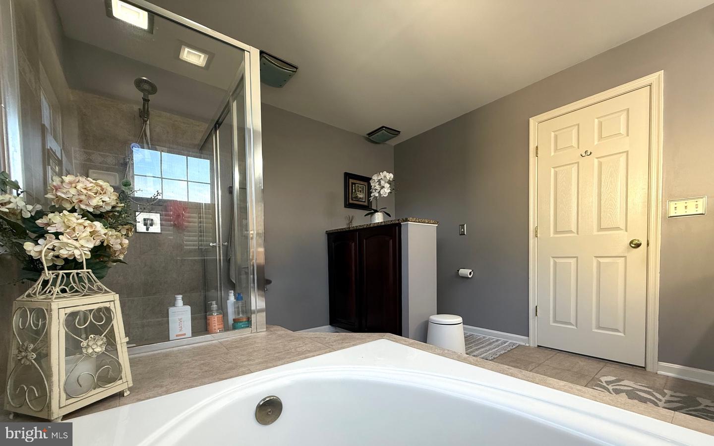 4308 WALSH WAY, WOODBRIDGE, Virginia 22193, 4 Bedrooms Bedrooms, ,4 BathroomsBathrooms,Residential,For sale,4308 WALSH WAY,VAPW2098076 MLS # VAPW2098076