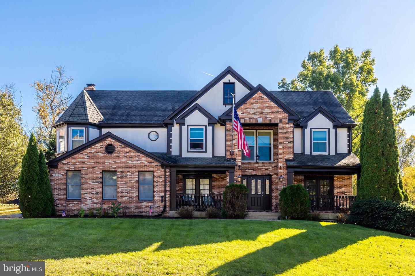 11681 GILMAN LN, HERNDON, Virginia 20170, 4 Bedrooms Bedrooms, ,4 BathroomsBathrooms,Residential,For sale,11681 GILMAN LN,VAFX2252292 MLS # VAFX2252292