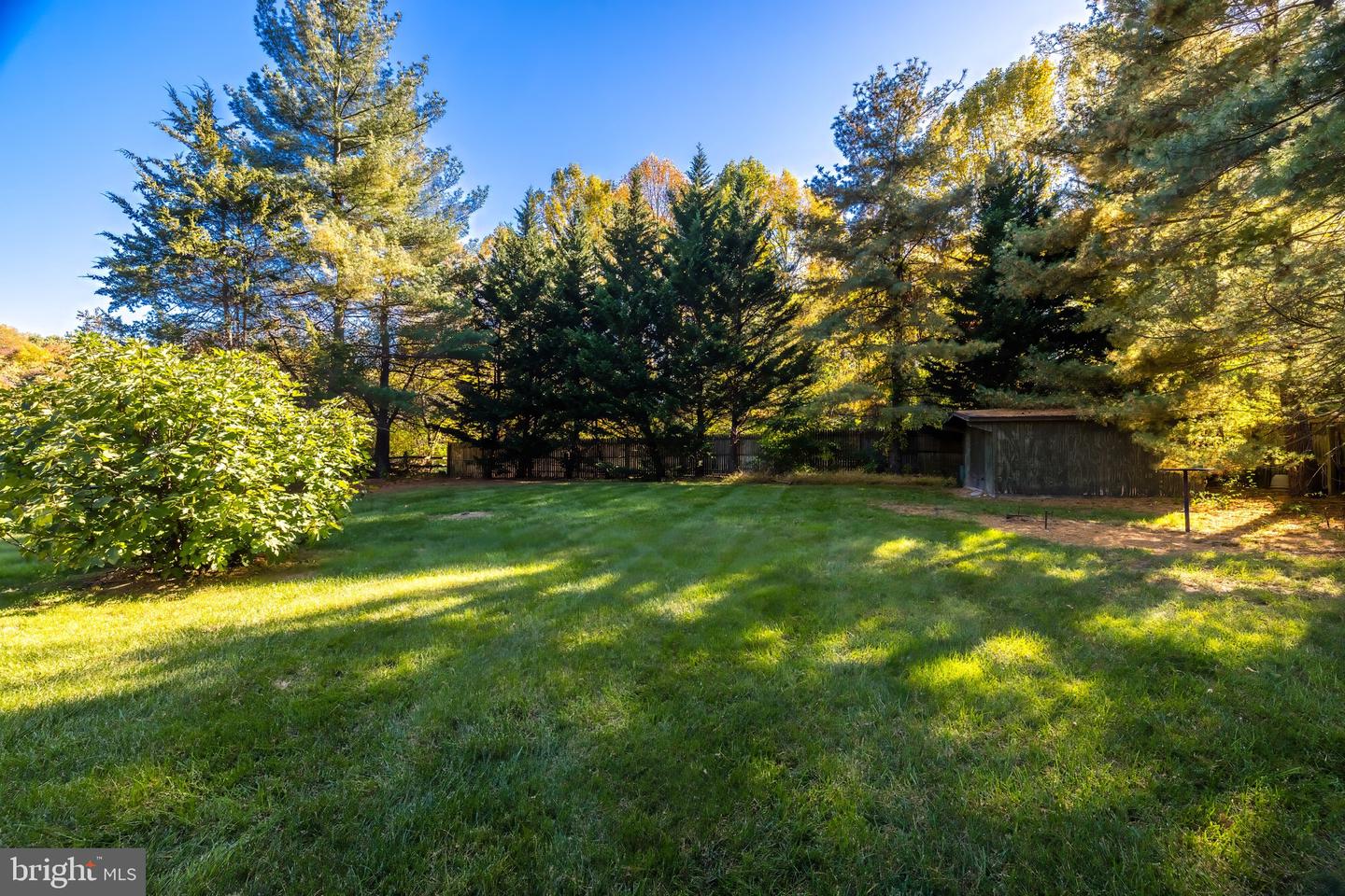 11681 GILMAN LN, HERNDON, Virginia 20170, 4 Bedrooms Bedrooms, ,4 BathroomsBathrooms,Residential,For sale,11681 GILMAN LN,VAFX2252292 MLS # VAFX2252292