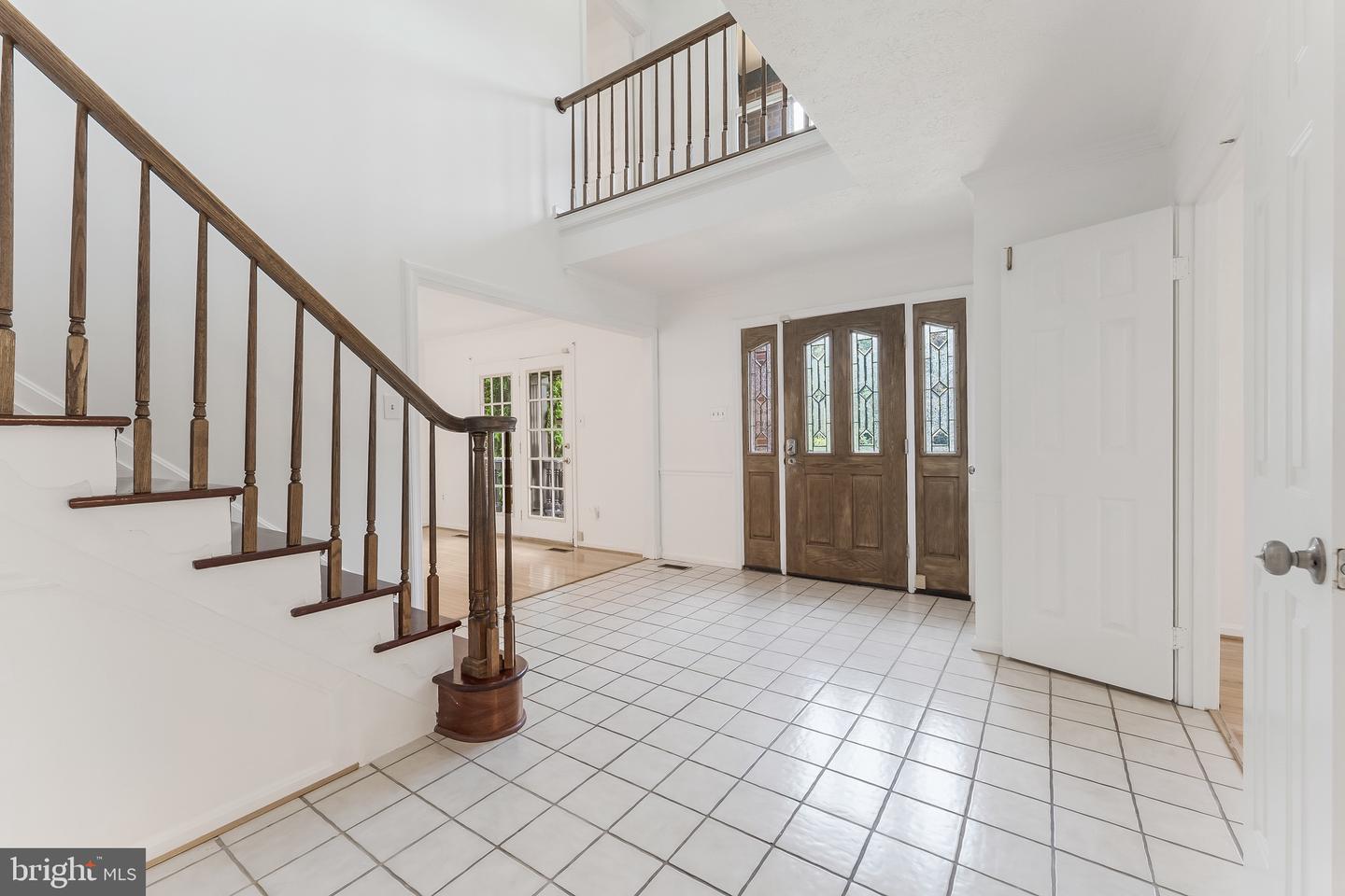 11681 GILMAN LN, HERNDON, Virginia 20170, 4 Bedrooms Bedrooms, ,4 BathroomsBathrooms,Residential,For sale,11681 GILMAN LN,VAFX2252292 MLS # VAFX2252292
