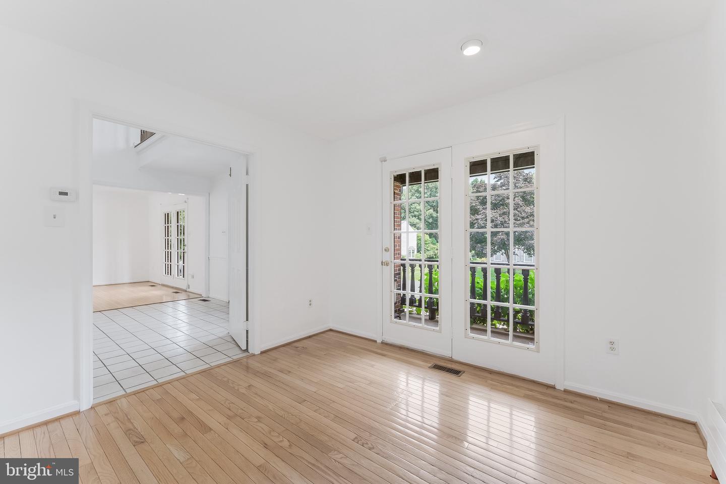 11681 GILMAN LN, HERNDON, Virginia 20170, 4 Bedrooms Bedrooms, ,4 BathroomsBathrooms,Residential,For sale,11681 GILMAN LN,VAFX2252292 MLS # VAFX2252292