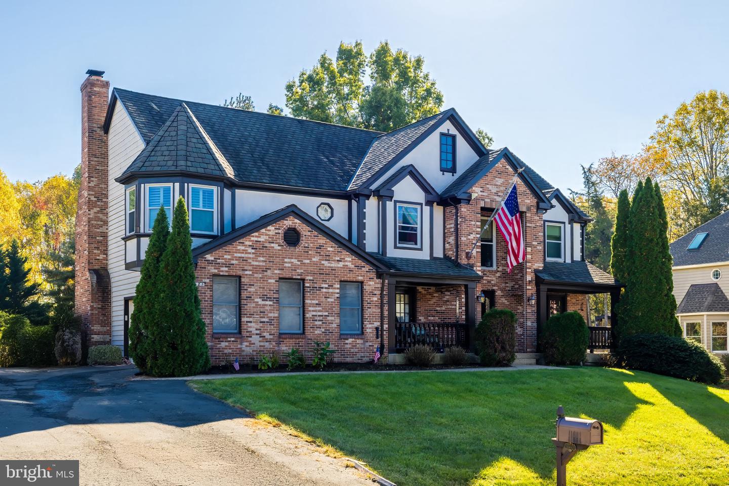 11681 GILMAN LN, HERNDON, Virginia 20170, 4 Bedrooms Bedrooms, ,4 BathroomsBathrooms,Residential,For sale,11681 GILMAN LN,VAFX2252292 MLS # VAFX2252292