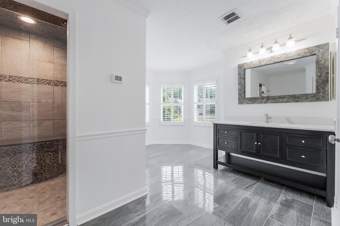 11681 GILMAN LN, HERNDON, Virginia 20170, 4 Bedrooms Bedrooms, ,4 BathroomsBathrooms,Residential,For sale,11681 GILMAN LN,VAFX2252292 MLS # VAFX2252292