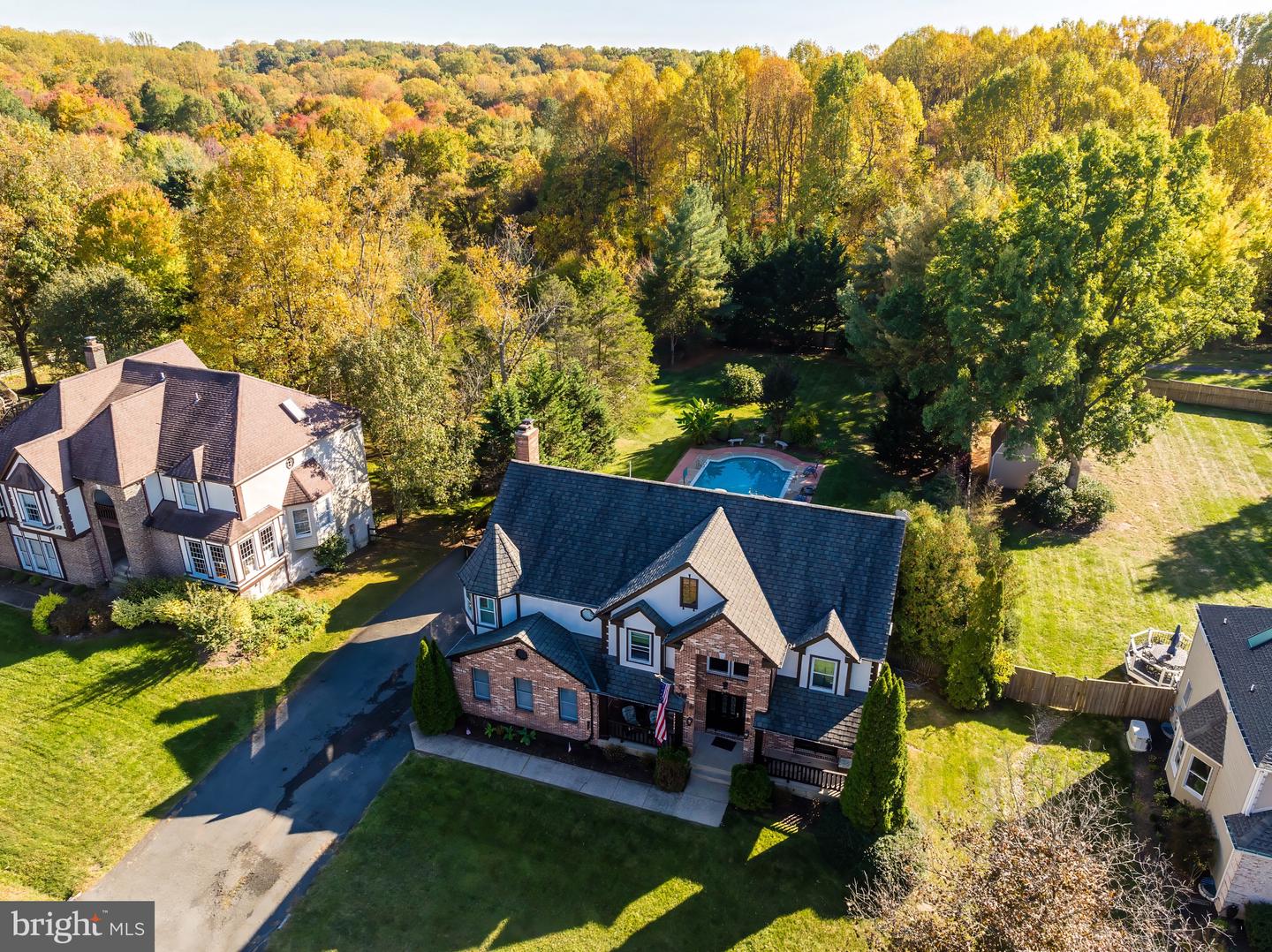 11681 GILMAN LN, HERNDON, Virginia 20170, 4 Bedrooms Bedrooms, ,4 BathroomsBathrooms,Residential,For sale,11681 GILMAN LN,VAFX2252292 MLS # VAFX2252292