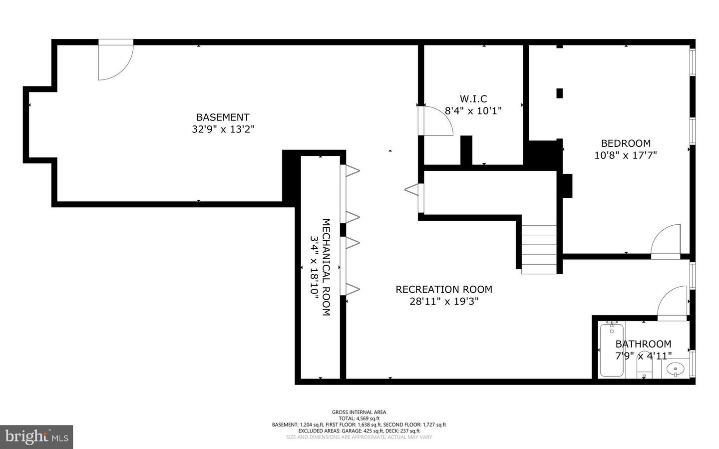 11681 GILMAN LN, HERNDON, Virginia 20170, 4 Bedrooms Bedrooms, ,4 BathroomsBathrooms,Residential,For sale,11681 GILMAN LN,VAFX2252292 MLS # VAFX2252292
