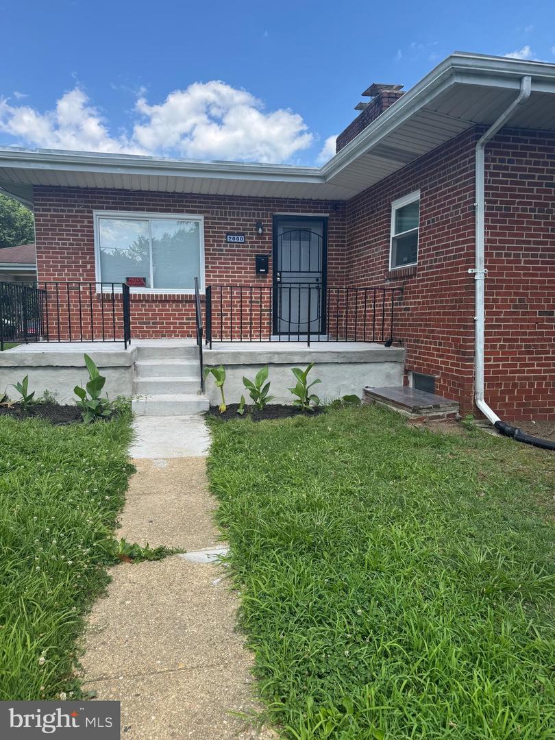 2000 JASPER ST SE, WASHINGTON, District Of Columbia 20020, 5 Bedrooms Bedrooms, ,2 BathroomsBathrooms,Residential,For sale,2000 JASPER ST SE,DCDC2208142 MLS # DCDC2208142