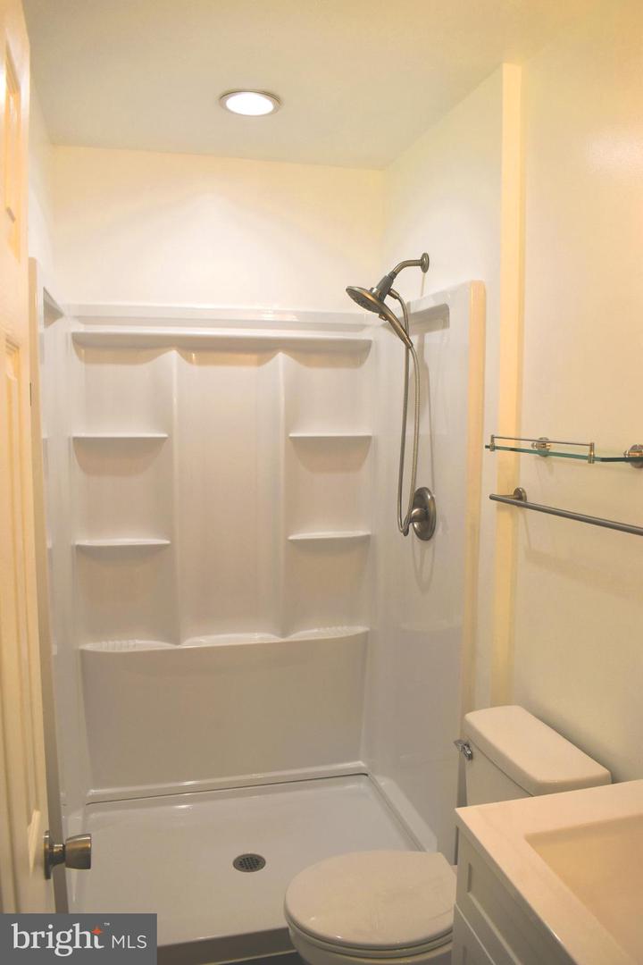 5036 TARA DR, FREDERICKSBURG, Virginia 22407, 3 Bedrooms Bedrooms, 6 Rooms Rooms,2 BathroomsBathrooms,Residential,For sale,5036 TARA DR,VASP2034280 MLS # VASP2034280