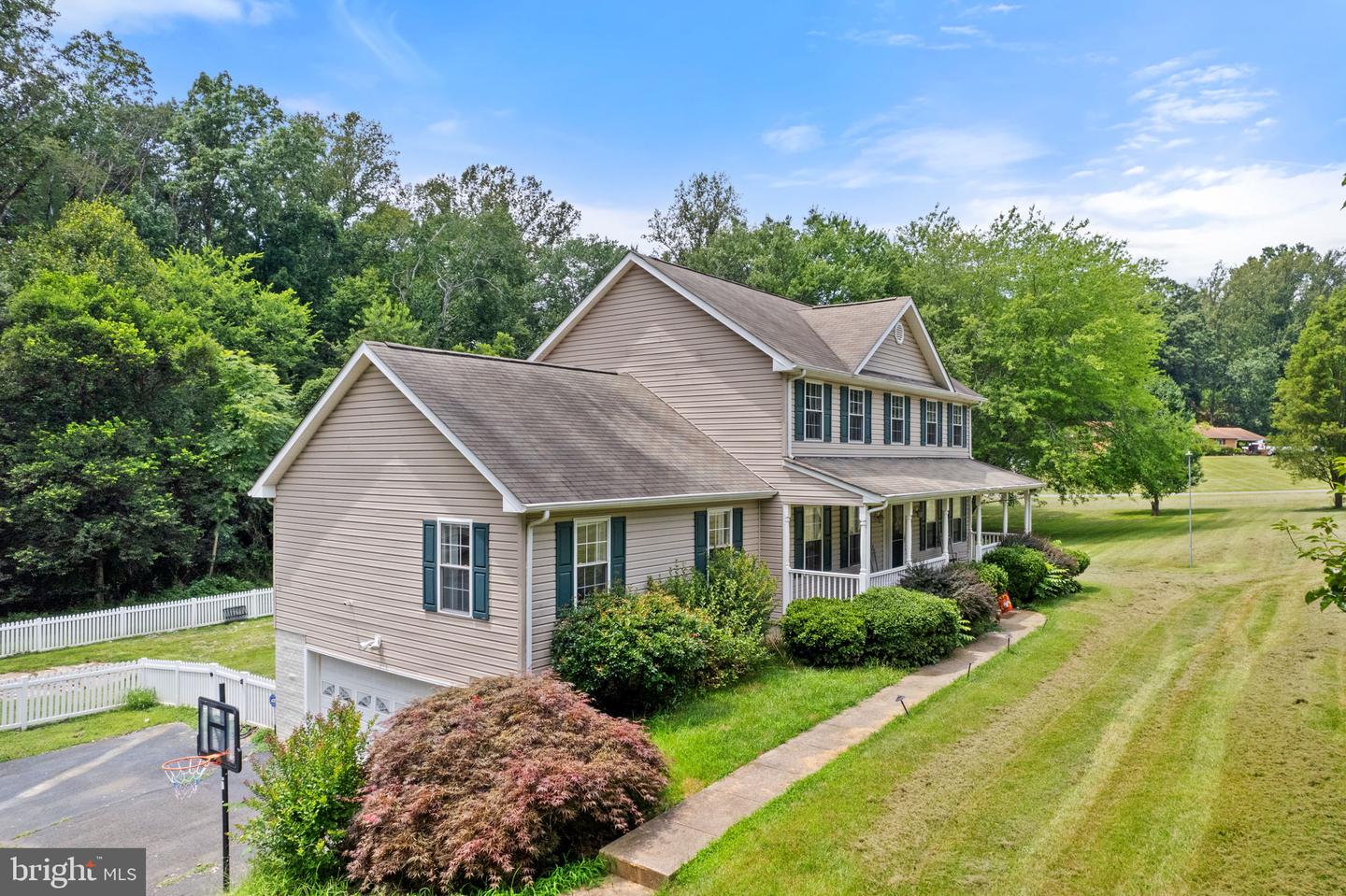 13442 MONTAVISTA LN, CULPEPER, Virginia 22701, 4 Bedrooms Bedrooms, ,3 BathroomsBathrooms,Residential,For sale,13442 MONTAVISTA LN,VACU2010908 MLS # VACU2010908