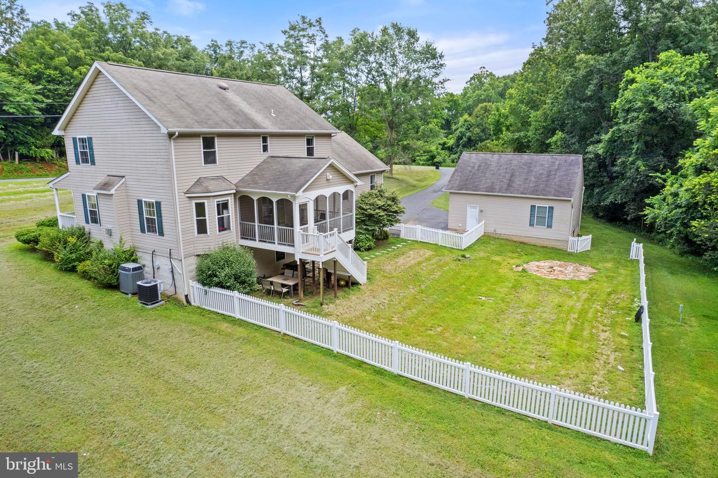 13442 MONTAVISTA LN, CULPEPER, Virginia 22701, 4 Bedrooms Bedrooms, ,3 BathroomsBathrooms,Residential,For sale,13442 MONTAVISTA LN,VACU2010908 MLS # VACU2010908