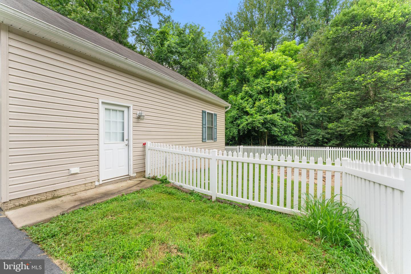 13442 MONTAVISTA LN, CULPEPER, Virginia 22701, 4 Bedrooms Bedrooms, ,3 BathroomsBathrooms,Residential,For sale,13442 MONTAVISTA LN,VACU2010908 MLS # VACU2010908