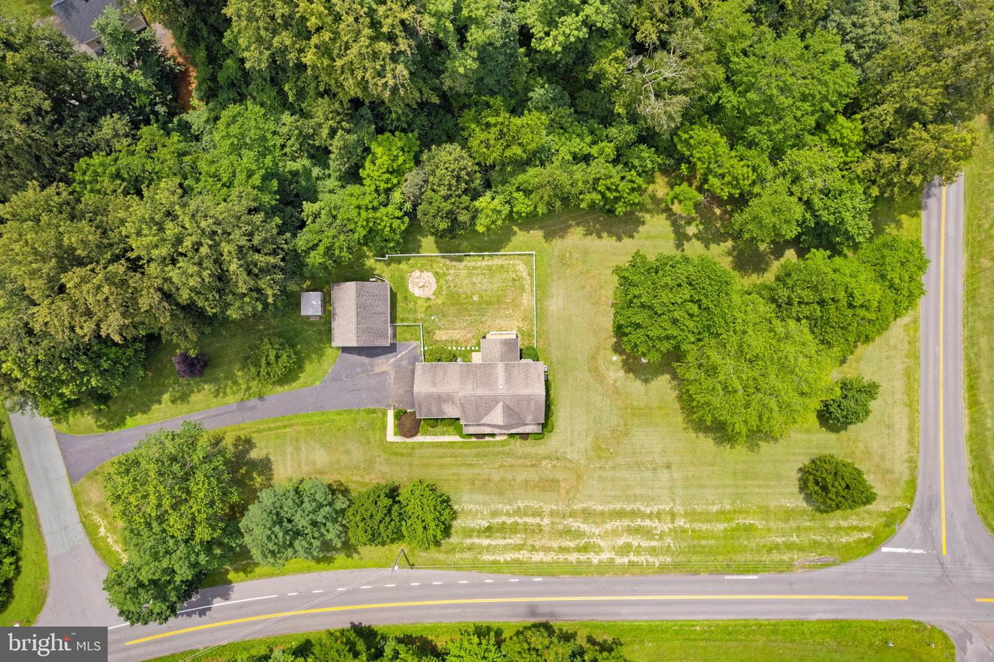 13442 MONTAVISTA LN, CULPEPER, Virginia 22701, 4 Bedrooms Bedrooms, ,3 BathroomsBathrooms,Residential,For sale,13442 MONTAVISTA LN,VACU2010908 MLS # VACU2010908