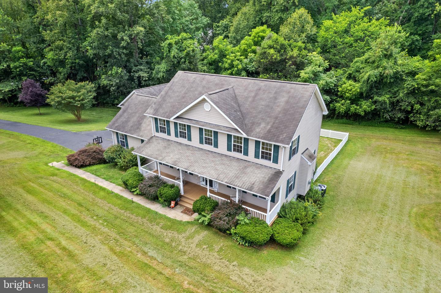 13442 MONTAVISTA LN, CULPEPER, Virginia 22701, 4 Bedrooms Bedrooms, ,3 BathroomsBathrooms,Residential,For sale,13442 MONTAVISTA LN,VACU2010908 MLS # VACU2010908