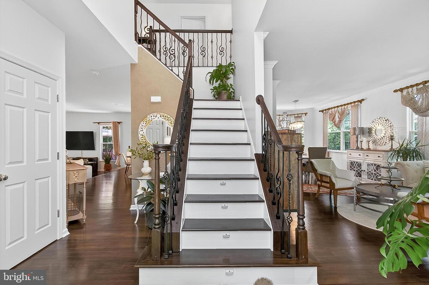45400 PERSIMMON LN, STERLING, Virginia 20165, 4 Bedrooms Bedrooms, ,3 BathroomsBathrooms,Residential,For sale,45400 PERSIMMON LN,VALO2100800 MLS # VALO2100800