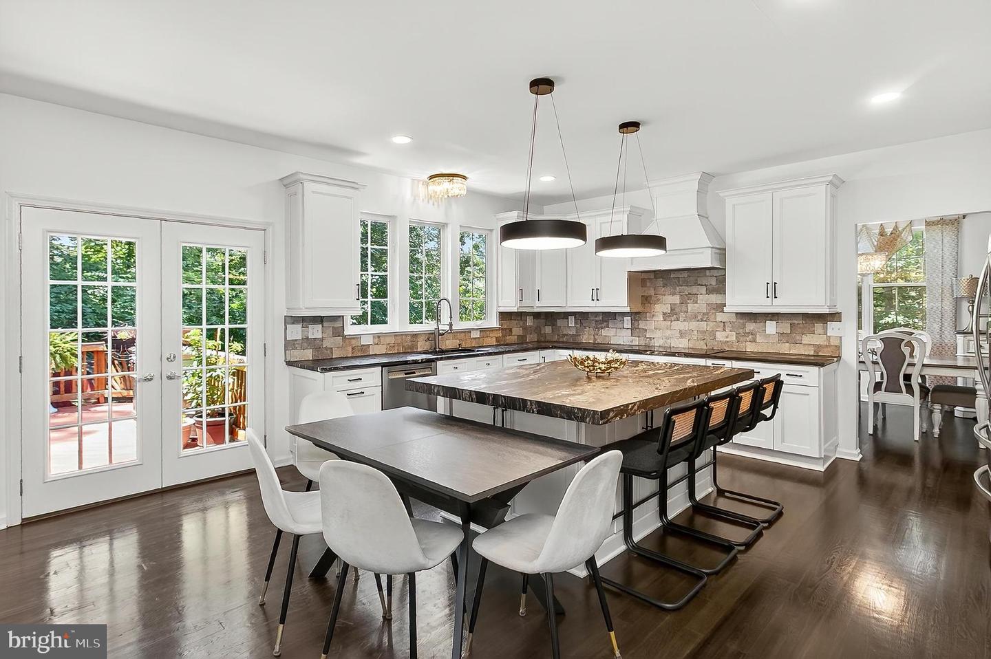 45400 PERSIMMON LN, STERLING, Virginia 20165, 4 Bedrooms Bedrooms, ,3 BathroomsBathrooms,Residential,For sale,45400 PERSIMMON LN,VALO2100800 MLS # VALO2100800