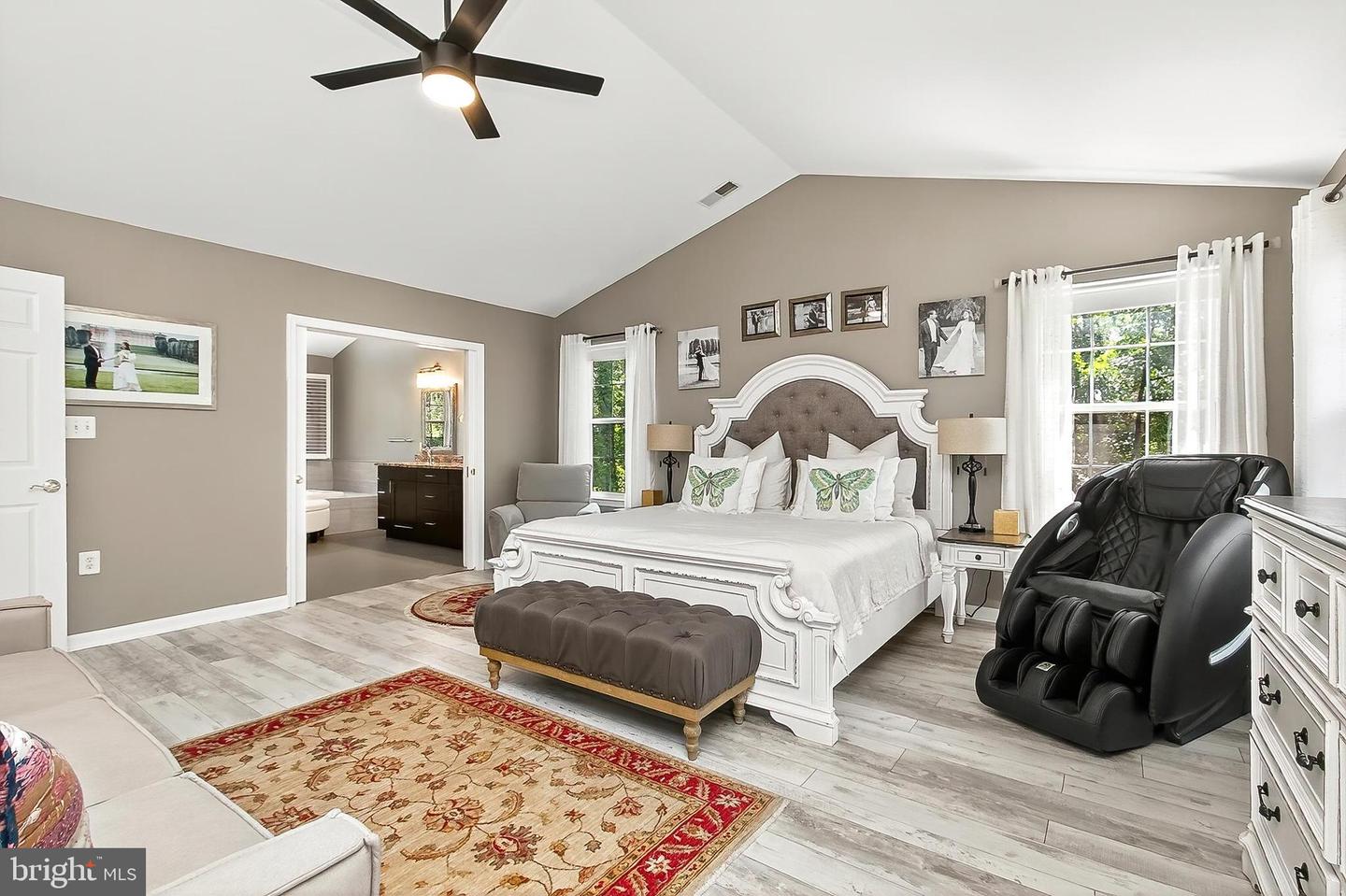 45400 PERSIMMON LN, STERLING, Virginia 20165, 4 Bedrooms Bedrooms, ,3 BathroomsBathrooms,Residential,For sale,45400 PERSIMMON LN,VALO2100800 MLS # VALO2100800