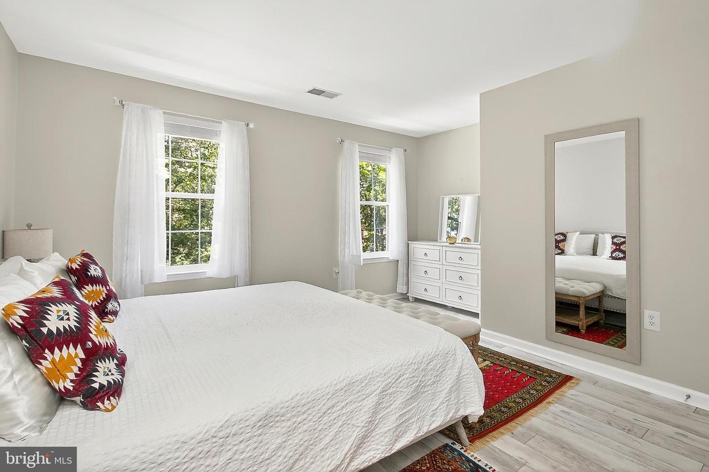 45400 PERSIMMON LN, STERLING, Virginia 20165, 4 Bedrooms Bedrooms, ,3 BathroomsBathrooms,Residential,For sale,45400 PERSIMMON LN,VALO2100800 MLS # VALO2100800
