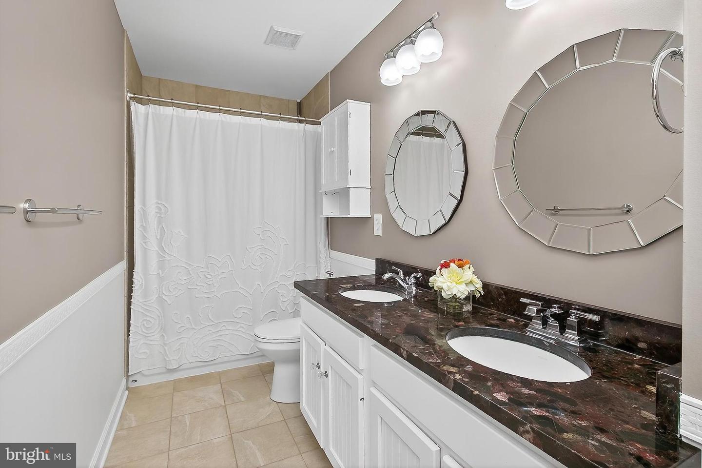 45400 PERSIMMON LN, STERLING, Virginia 20165, 4 Bedrooms Bedrooms, ,3 BathroomsBathrooms,Residential,For sale,45400 PERSIMMON LN,VALO2100800 MLS # VALO2100800