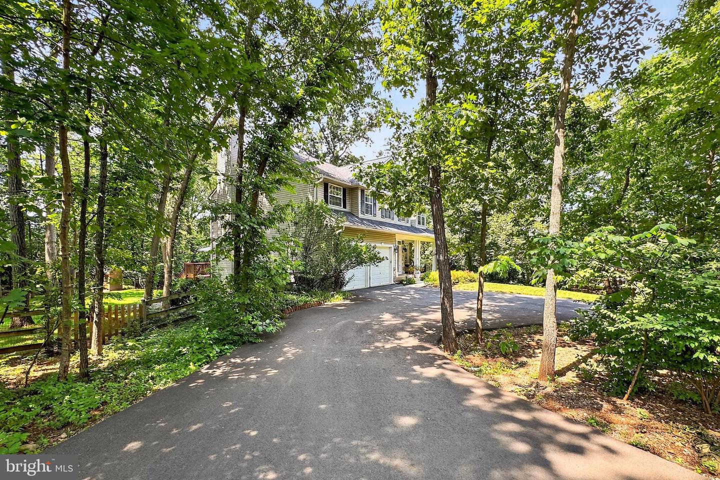 45400 PERSIMMON LN, STERLING, Virginia 20165, 4 Bedrooms Bedrooms, ,3 BathroomsBathrooms,Residential,For sale,45400 PERSIMMON LN,VALO2100800 MLS # VALO2100800