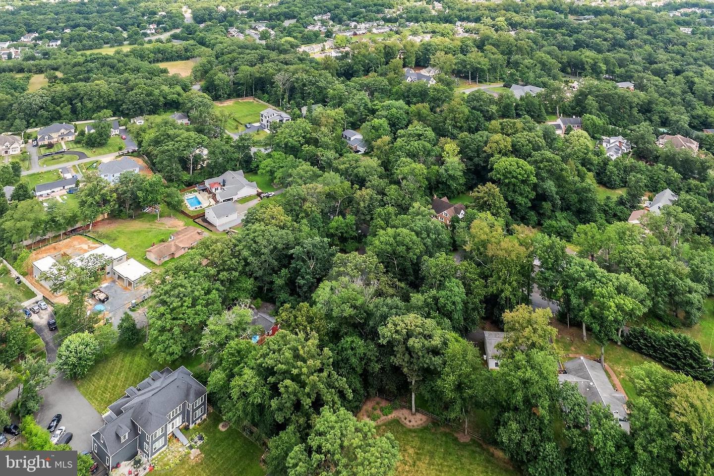 45400 PERSIMMON LN, STERLING, Virginia 20165, 4 Bedrooms Bedrooms, ,3 BathroomsBathrooms,Residential,For sale,45400 PERSIMMON LN,VALO2100800 MLS # VALO2100800