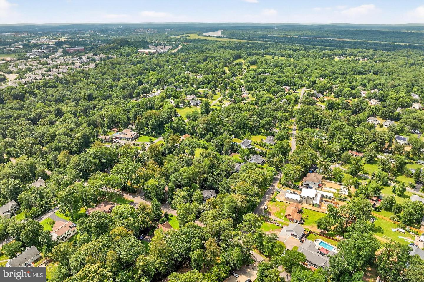 45400 PERSIMMON LN, STERLING, Virginia 20165, 4 Bedrooms Bedrooms, ,3 BathroomsBathrooms,Residential,For sale,45400 PERSIMMON LN,VALO2100800 MLS # VALO2100800