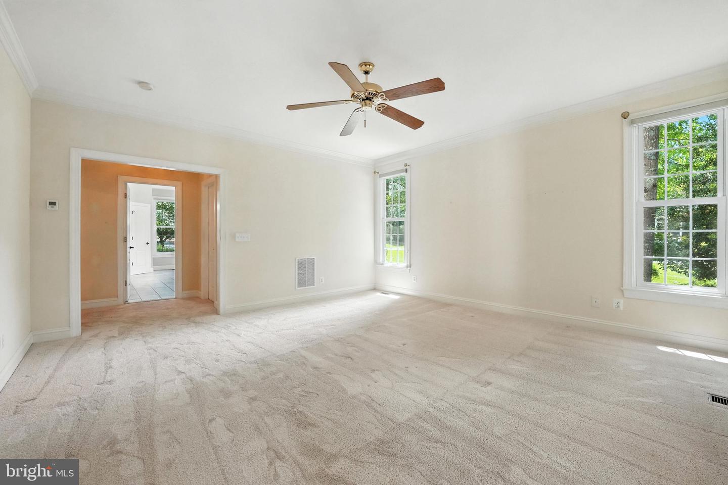 11606 STONEWALL JACKSON DR, SPOTSYLVANIA, Virginia 22551, 4 Bedrooms Bedrooms, ,2 BathroomsBathrooms,Residential,For sale,11606 STONEWALL JACKSON DR,VASP2034316 MLS # VASP2034316