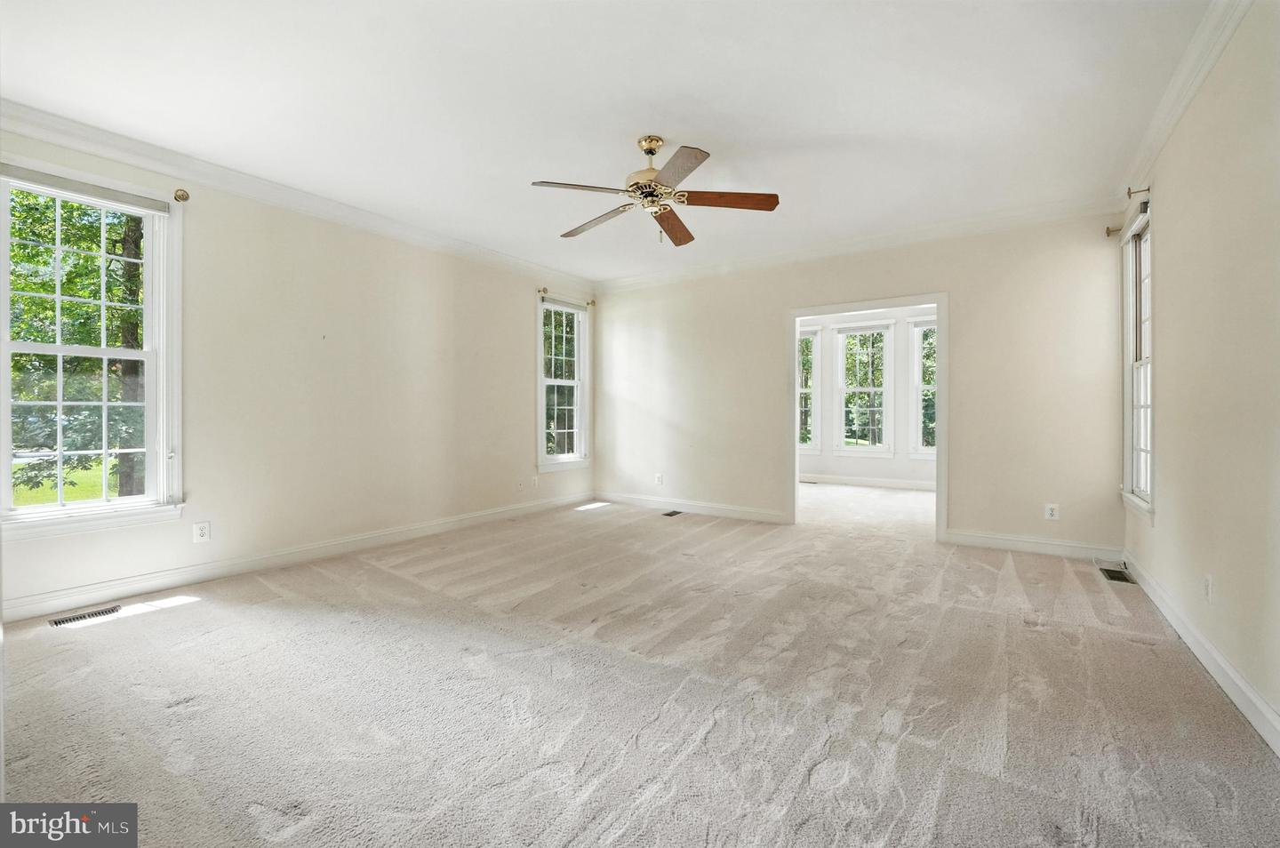 11606 STONEWALL JACKSON DR, SPOTSYLVANIA, Virginia 22551, 4 Bedrooms Bedrooms, ,2 BathroomsBathrooms,Residential,For sale,11606 STONEWALL JACKSON DR,VASP2034316 MLS # VASP2034316