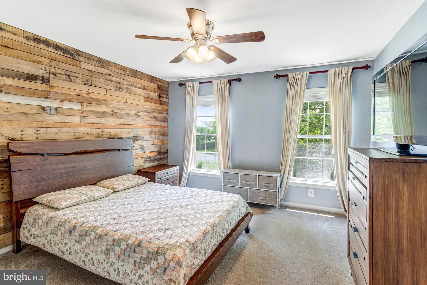 18009 DENSWORTH MEWS, GAINESVILLE, Virginia 20155, 4 Bedrooms Bedrooms, ,2 BathroomsBathrooms,Residential,For sale,18009 DENSWORTH MEWS,VAPW2098342 MLS # VAPW2098342