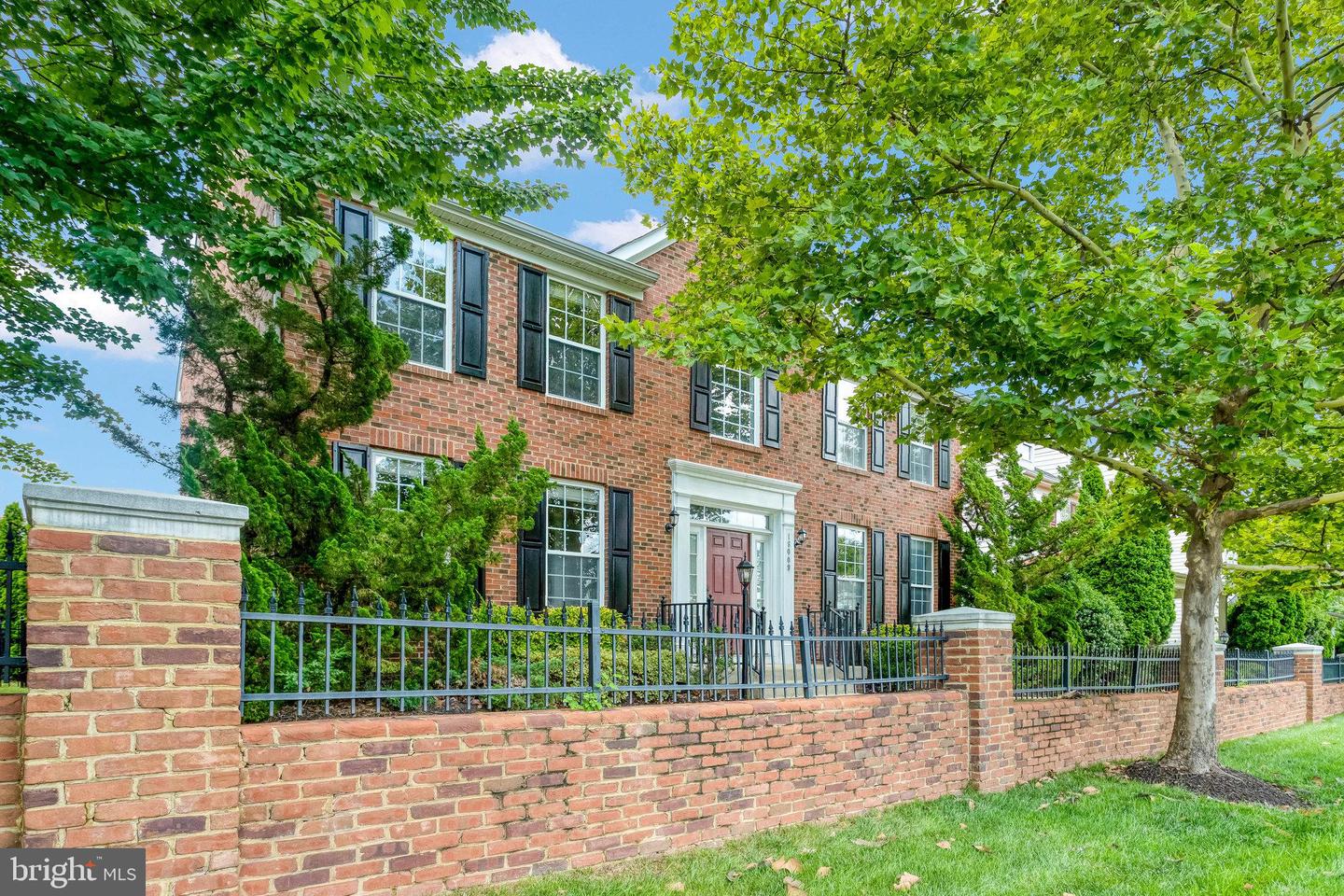 18009 DENSWORTH MEWS, GAINESVILLE, Virginia 20155, 4 Bedrooms Bedrooms, ,2 BathroomsBathrooms,Residential,For sale,18009 DENSWORTH MEWS,VAPW2098342 MLS # VAPW2098342
