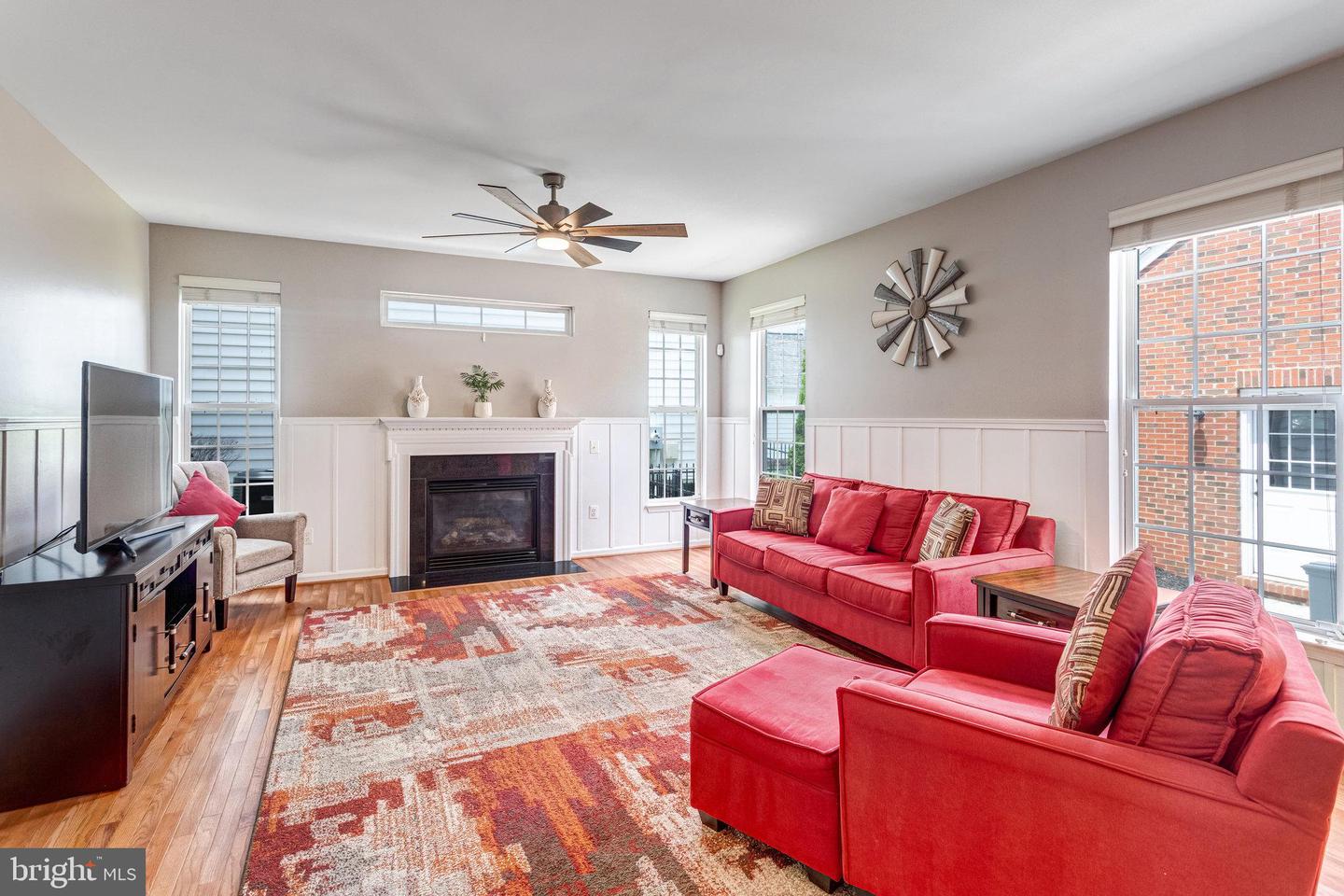18009 DENSWORTH MEWS, GAINESVILLE, Virginia 20155, 4 Bedrooms Bedrooms, ,2 BathroomsBathrooms,Residential,For sale,18009 DENSWORTH MEWS,VAPW2098342 MLS # VAPW2098342