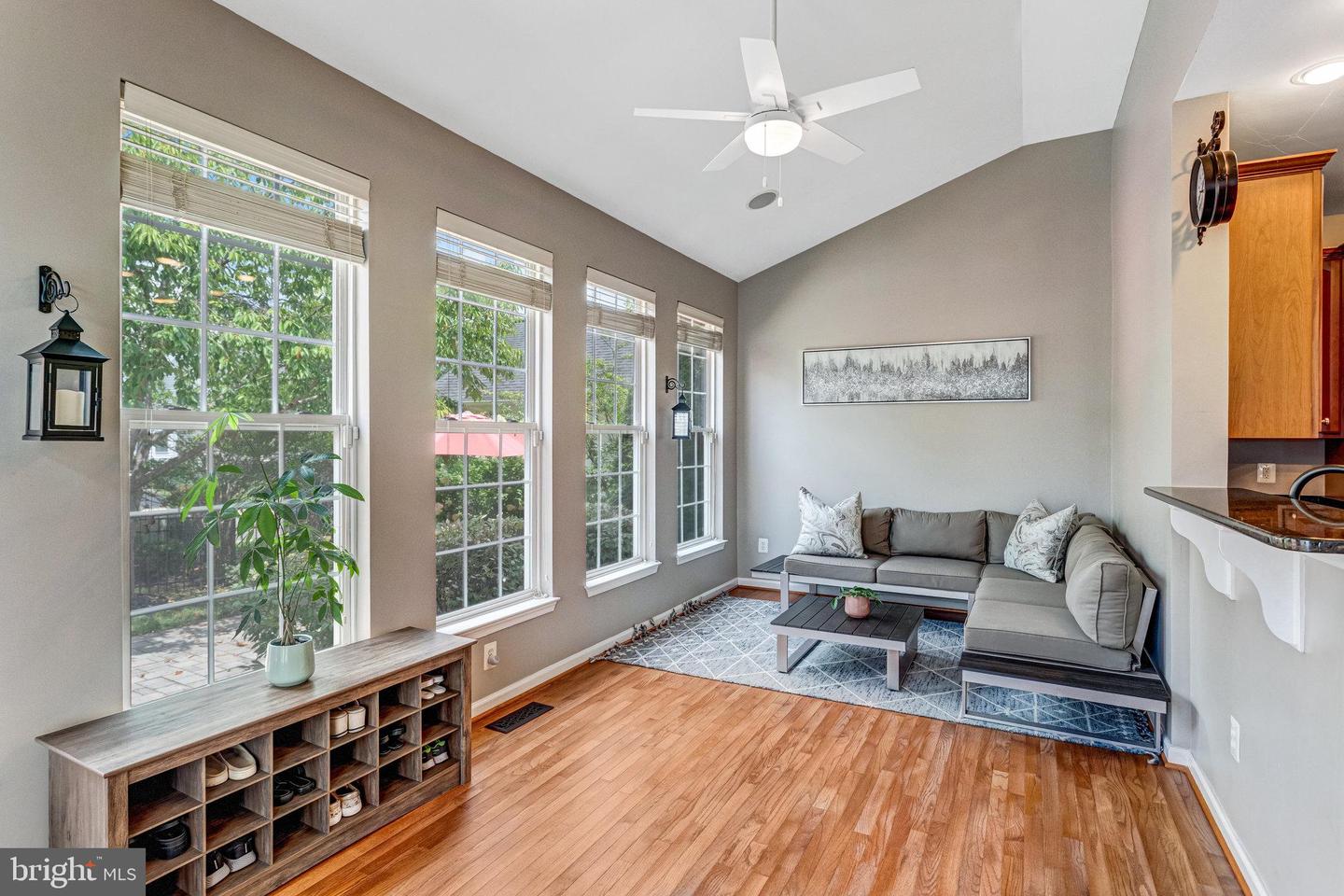 18009 DENSWORTH MEWS, GAINESVILLE, Virginia 20155, 4 Bedrooms Bedrooms, ,2 BathroomsBathrooms,Residential,For sale,18009 DENSWORTH MEWS,VAPW2098342 MLS # VAPW2098342