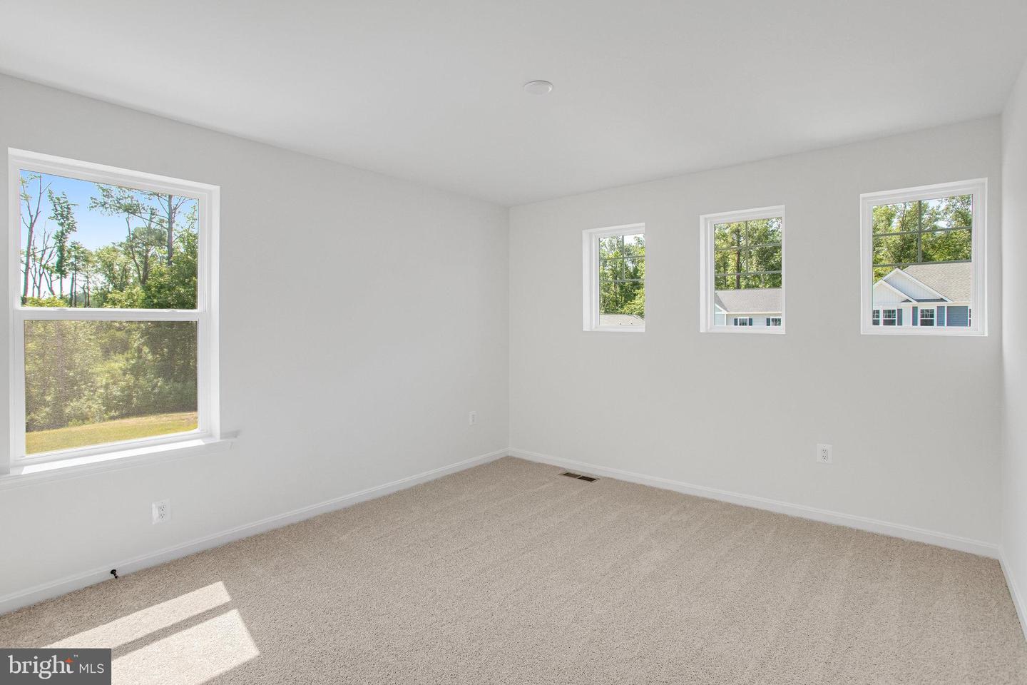 7119 BRAXTON CT, RUTHER GLEN, Virginia 22546, 4 Bedrooms Bedrooms, ,3 BathroomsBathrooms,Residential,For sale,7119 BRAXTON CT,VACV2008430 MLS # VACV2008430