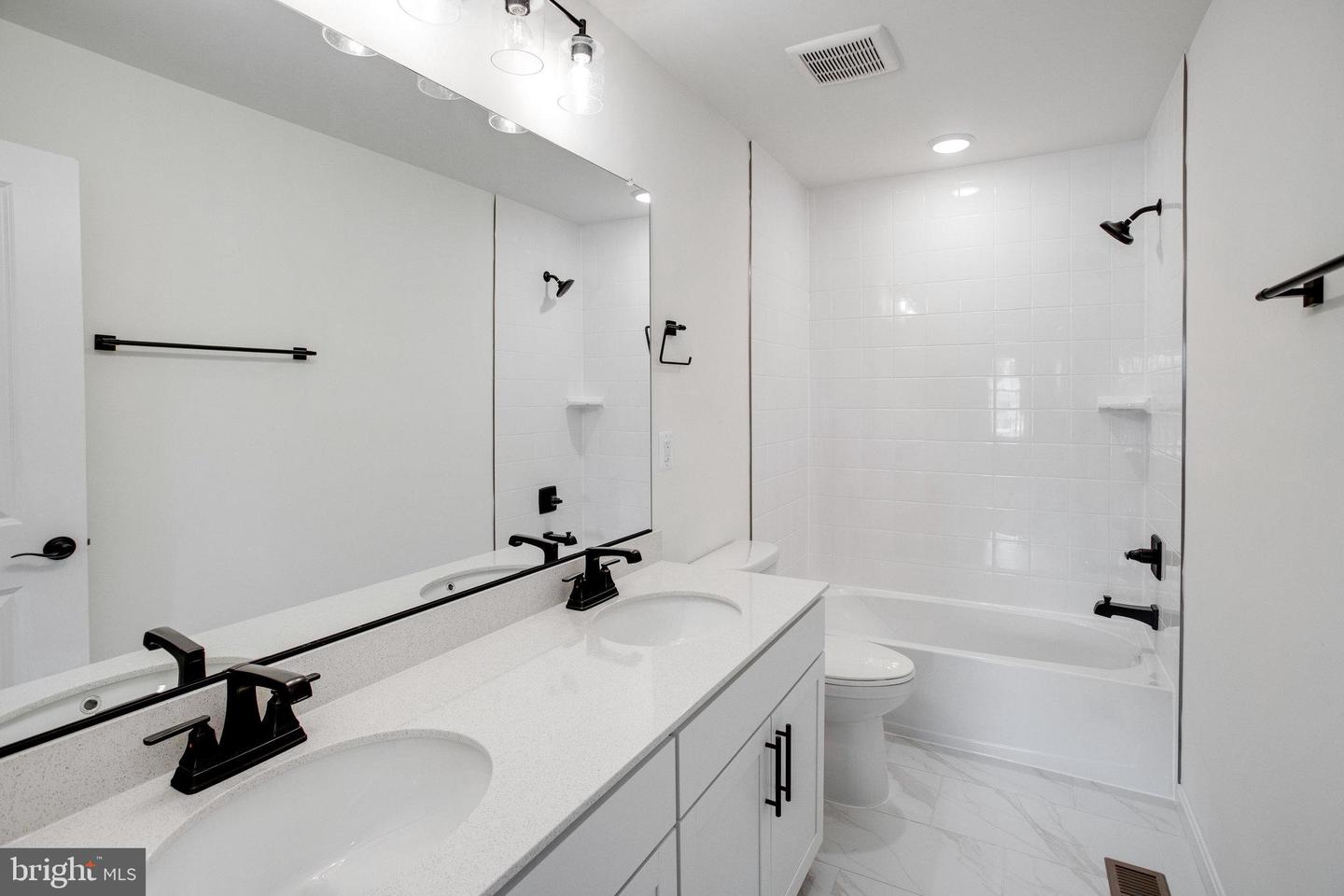 7086 BRAXTON, RUTHER GLEN, Virginia 22546, 5 Bedrooms Bedrooms, ,3 BathroomsBathrooms,Residential,For sale,7086 BRAXTON,VACV2008432 MLS # VACV2008432