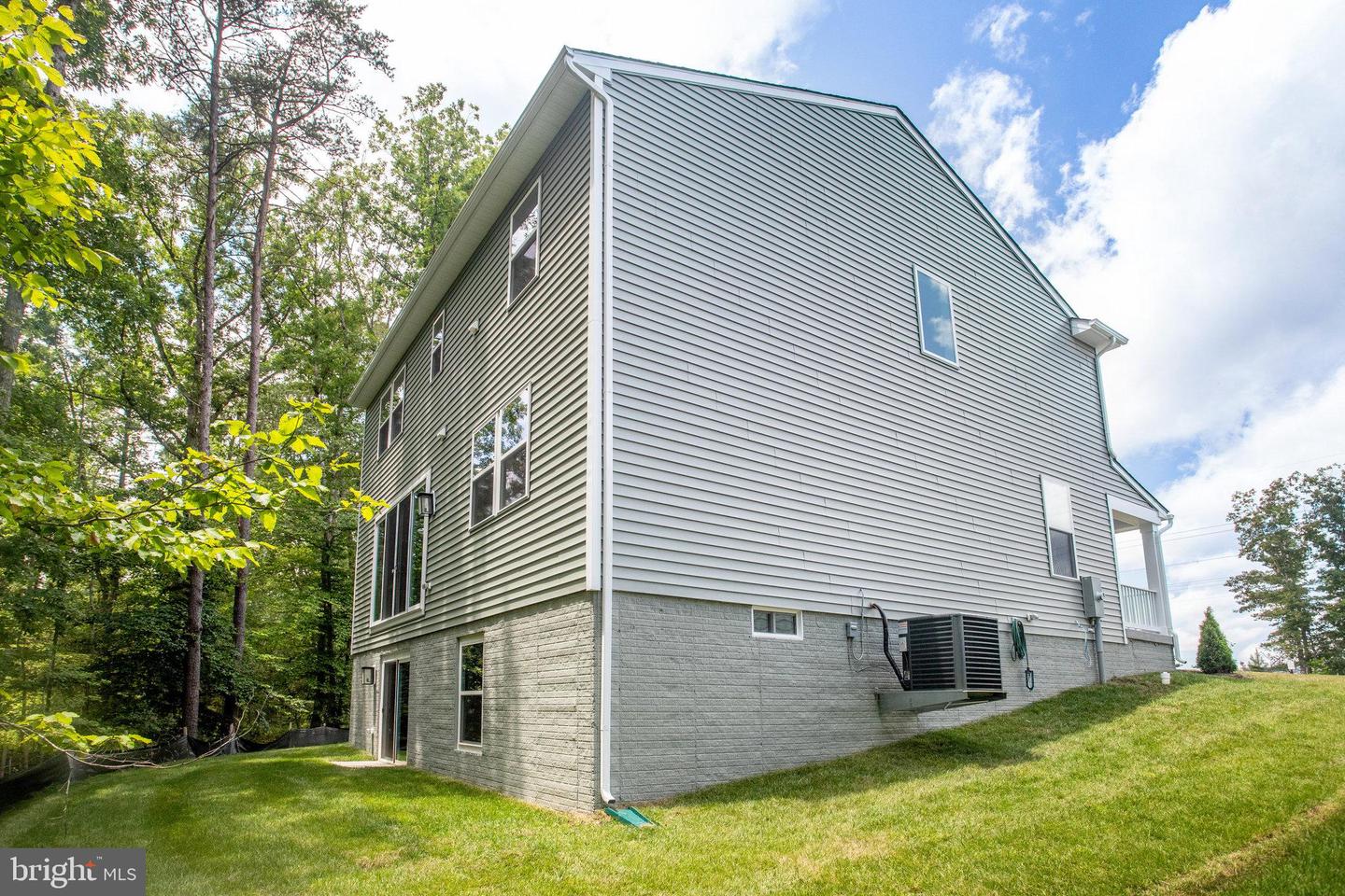 7094 BRAXTON CT, RUTHER GLEN, Virginia 22546, 4 Bedrooms Bedrooms, ,2 BathroomsBathrooms,Residential,For sale,7094 BRAXTON CT,VACV2008434 MLS # VACV2008434