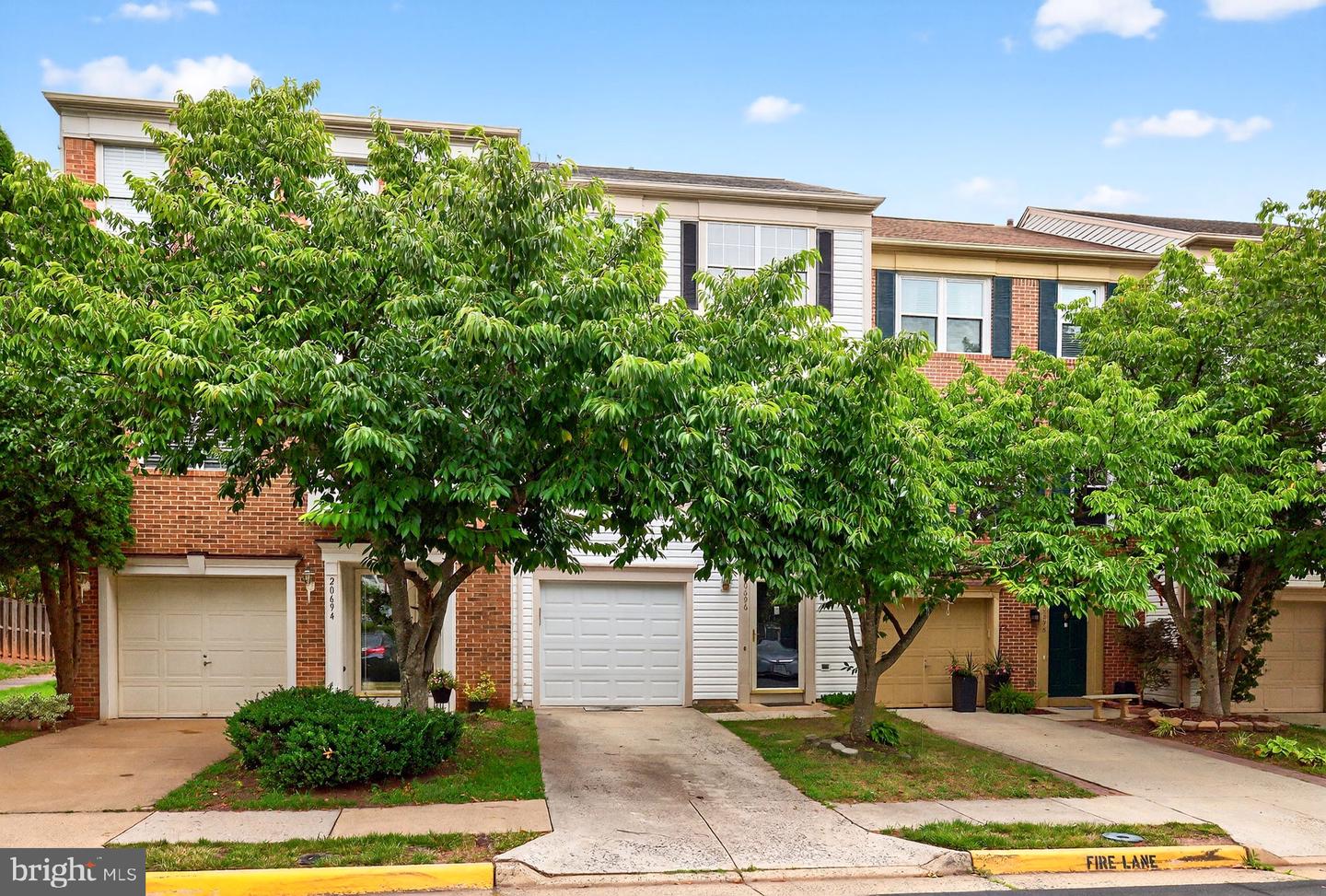 20696 SOUTHWIND TER, ASHBURN, Virginia 20147, 3 Bedrooms Bedrooms, ,2 BathroomsBathrooms,Residential,For sale,20696 SOUTHWIND TER,VALO2101068 MLS # VALO2101068
