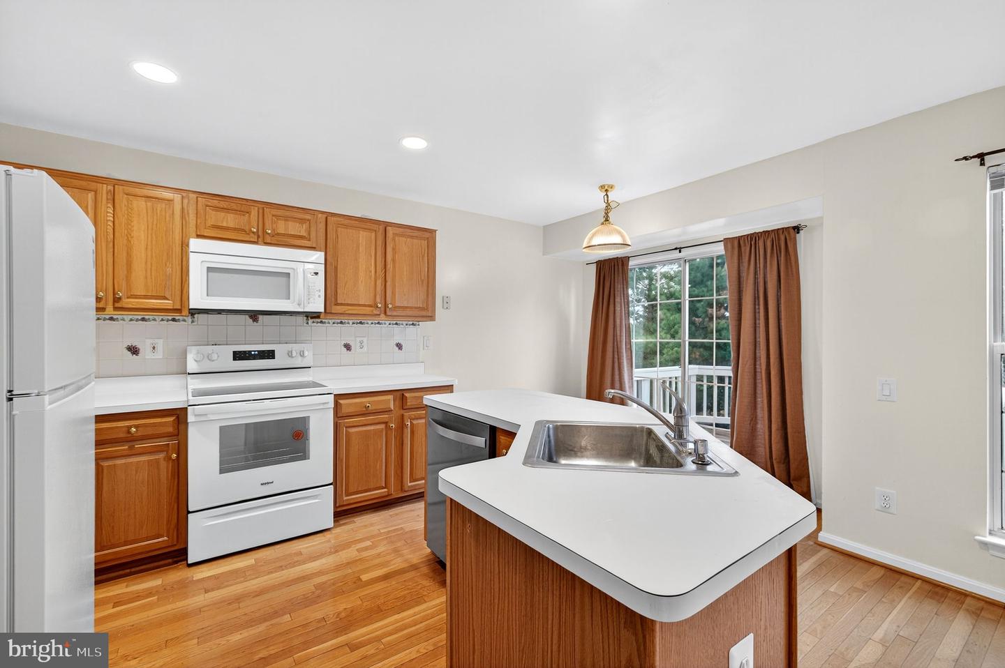 20696 SOUTHWIND TER, ASHBURN, Virginia 20147, 3 Bedrooms Bedrooms, ,2 BathroomsBathrooms,Residential,For sale,20696 SOUTHWIND TER,VALO2101068 MLS # VALO2101068