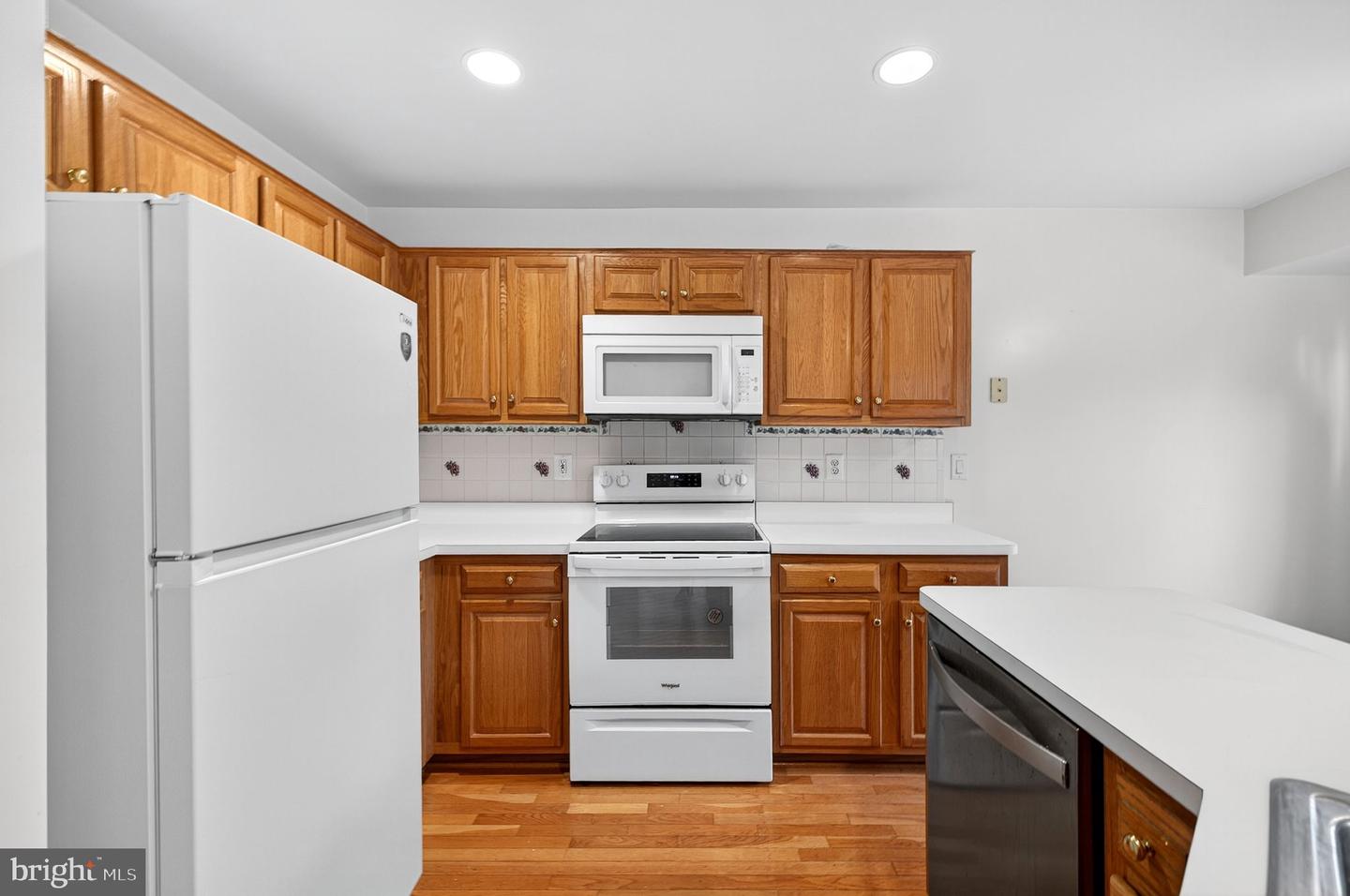 20696 SOUTHWIND TER, ASHBURN, Virginia 20147, 3 Bedrooms Bedrooms, ,2 BathroomsBathrooms,Residential,For sale,20696 SOUTHWIND TER,VALO2101068 MLS # VALO2101068