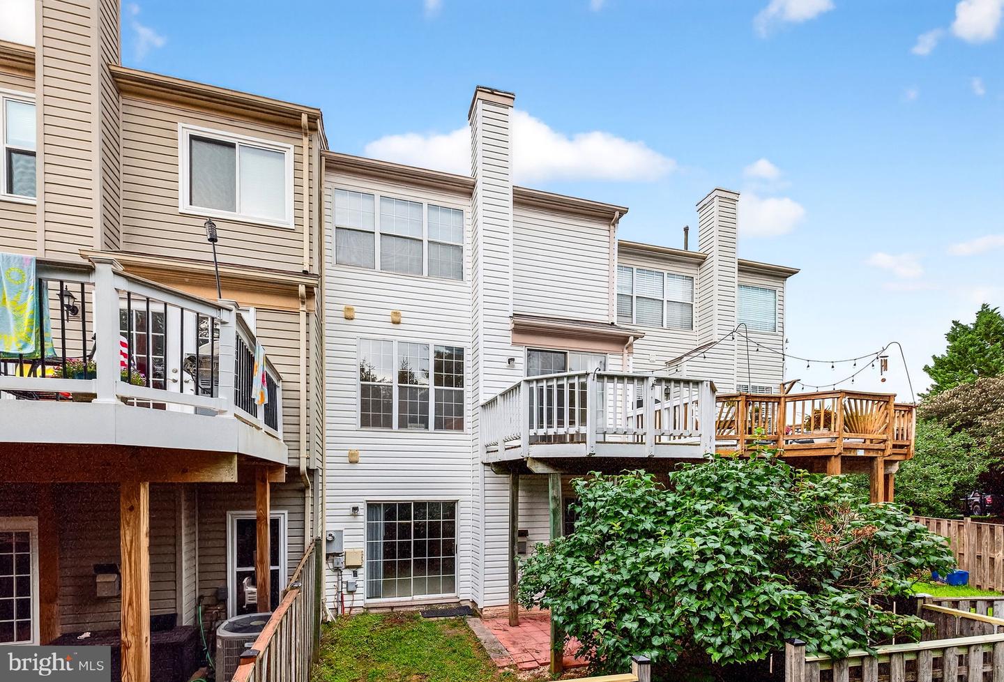 20696 SOUTHWIND TER, ASHBURN, Virginia 20147, 3 Bedrooms Bedrooms, ,2 BathroomsBathrooms,Residential,For sale,20696 SOUTHWIND TER,VALO2101068 MLS # VALO2101068