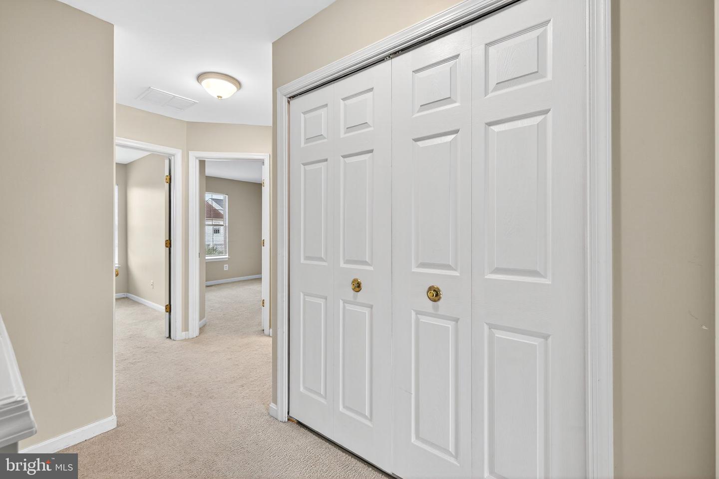 20696 SOUTHWIND TER, ASHBURN, Virginia 20147, 3 Bedrooms Bedrooms, ,2 BathroomsBathrooms,Residential,For sale,20696 SOUTHWIND TER,VALO2101068 MLS # VALO2101068