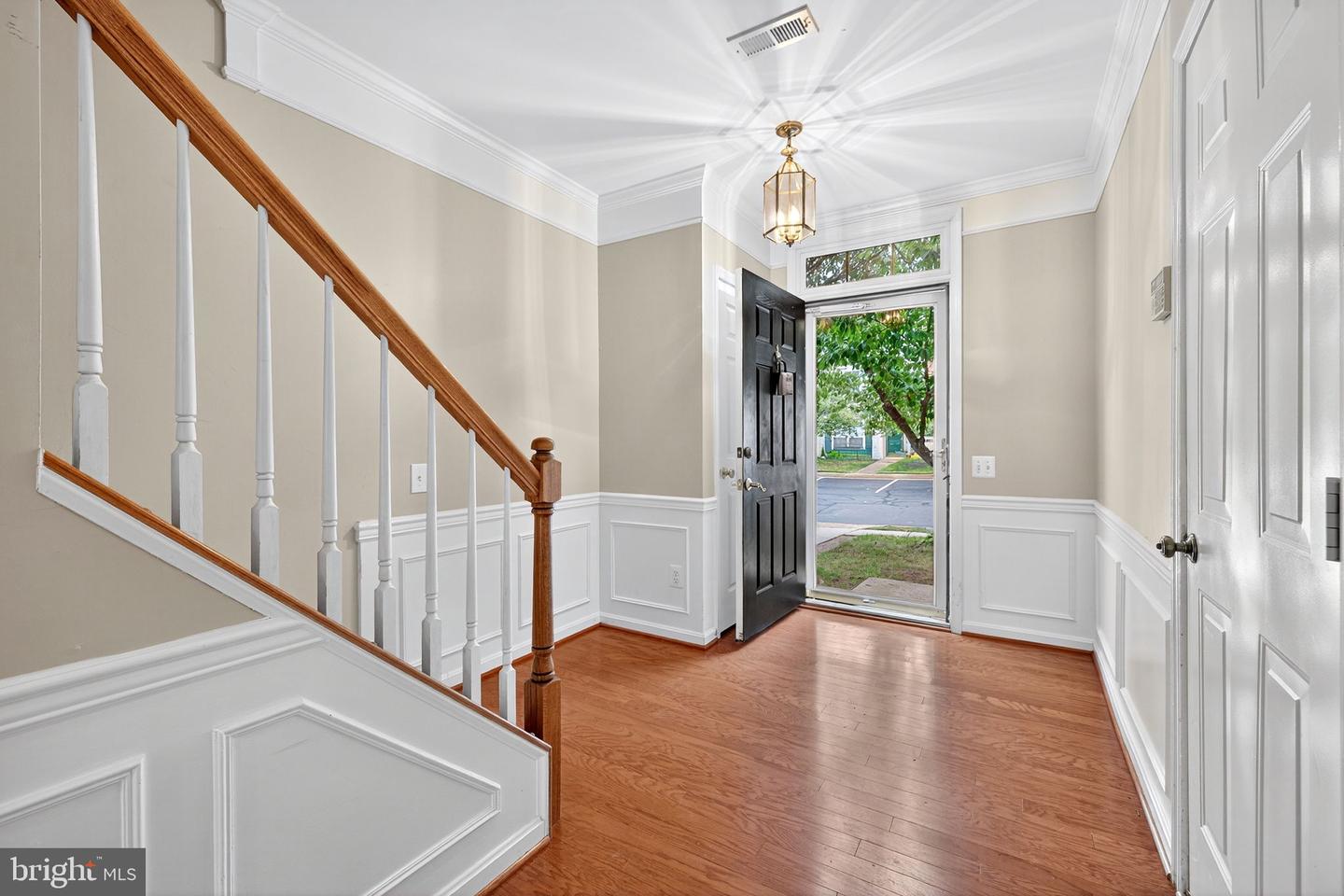 20696 SOUTHWIND TER, ASHBURN, Virginia 20147, 3 Bedrooms Bedrooms, ,2 BathroomsBathrooms,Residential,For sale,20696 SOUTHWIND TER,VALO2101068 MLS # VALO2101068