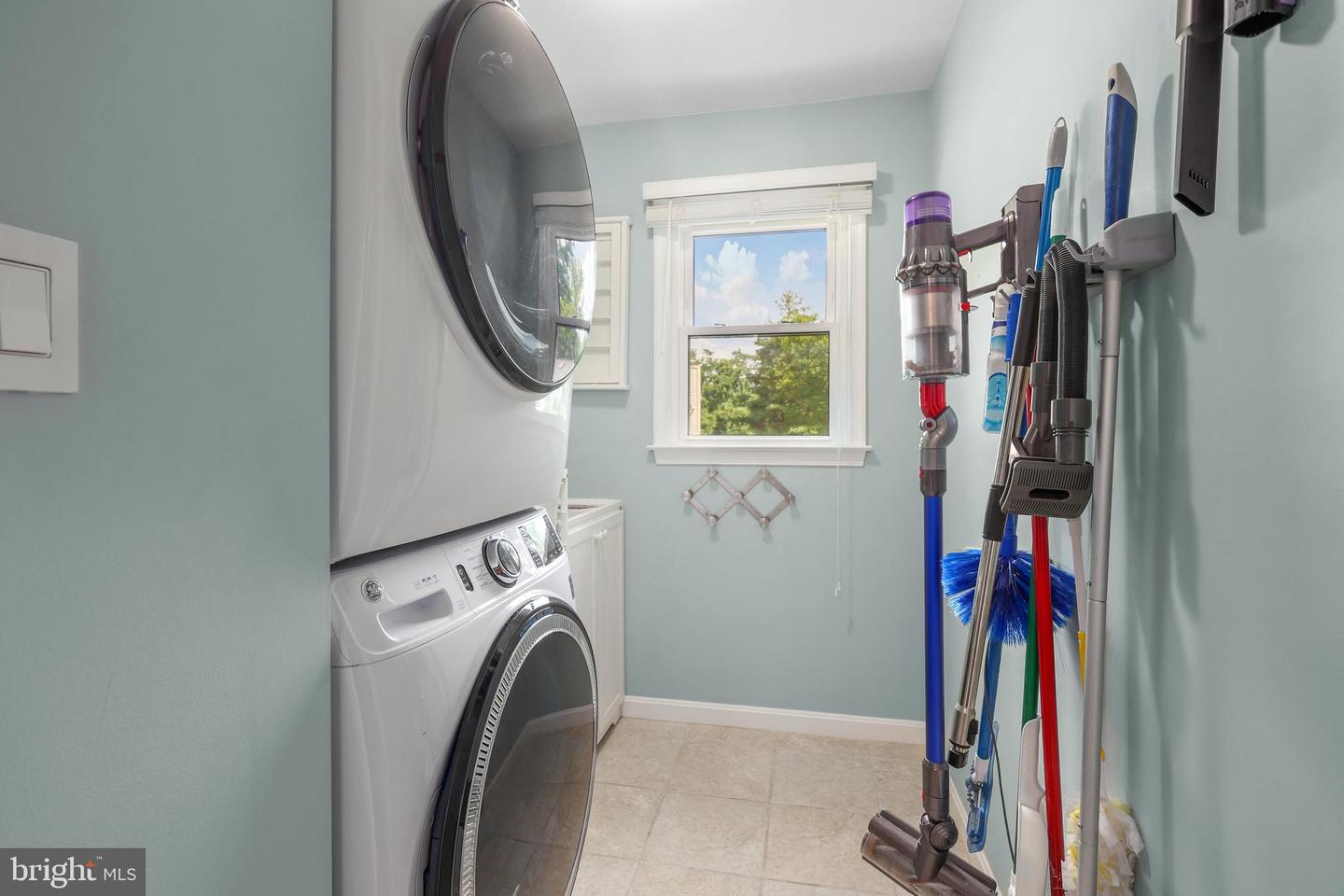 9000 LINDA MARIA CT, FAIRFAX, Virginia 22031, 6 Bedrooms Bedrooms, ,4 BathroomsBathrooms,Residential,For sale,9000 LINDA MARIA CT,VAFX2253140 MLS # VAFX2253140