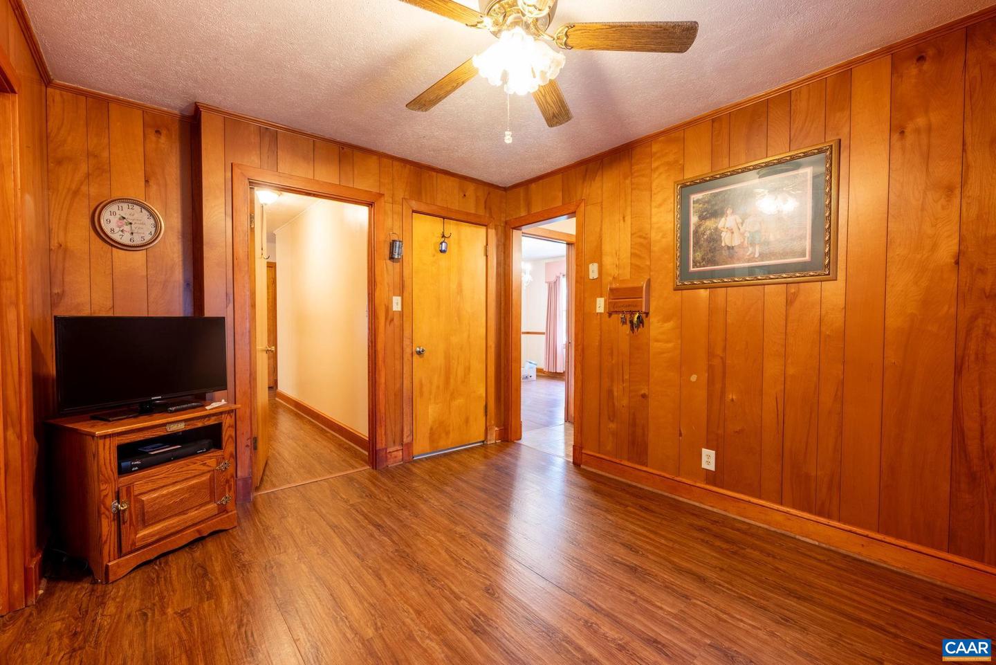 31 WESLEY ST, STANARDSVILLE, Virginia 22973, 3 Bedrooms Bedrooms, ,2 BathroomsBathrooms,Residential,For sale,31 WESLEY ST,666421 MLS # 666421