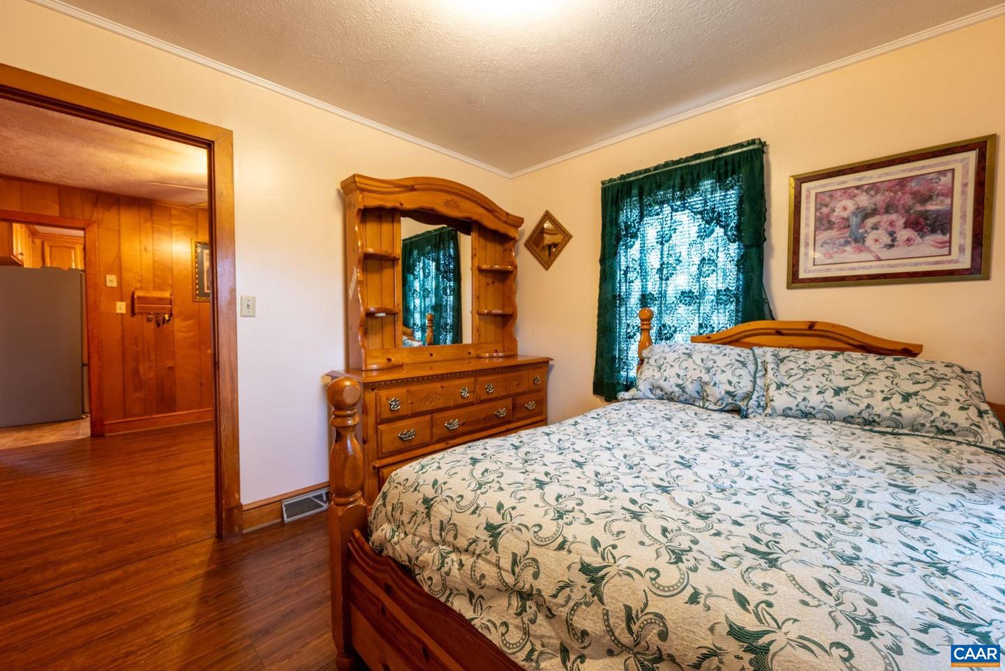 31 WESLEY ST, STANARDSVILLE, Virginia 22973, 3 Bedrooms Bedrooms, ,2 BathroomsBathrooms,Residential,For sale,31 WESLEY ST,666421 MLS # 666421