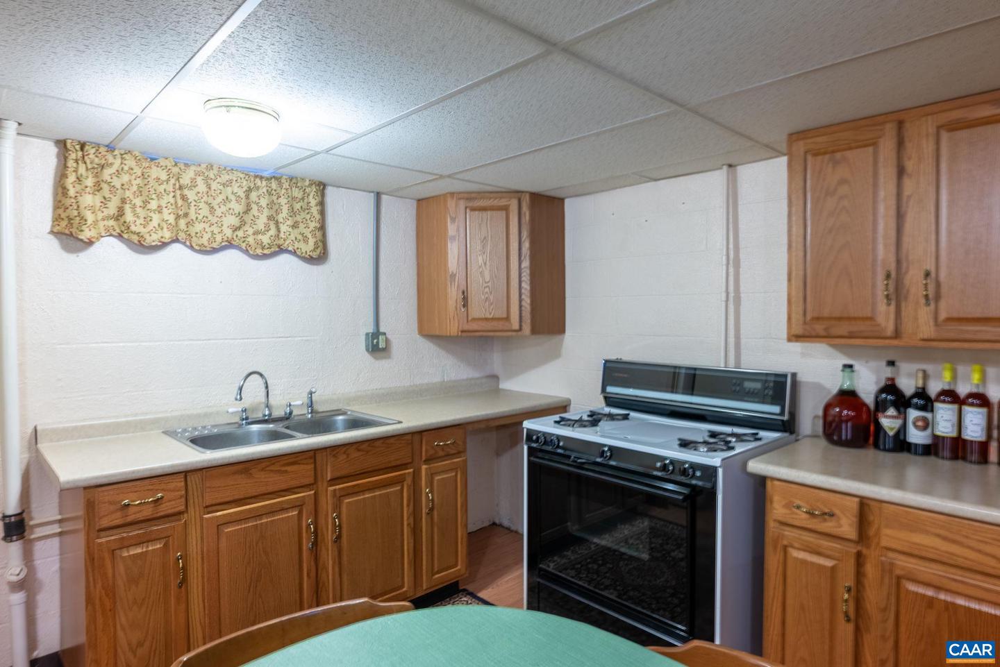 31 WESLEY ST, STANARDSVILLE, Virginia 22973, 3 Bedrooms Bedrooms, ,2 BathroomsBathrooms,Residential,For sale,31 WESLEY ST,666421 MLS # 666421
