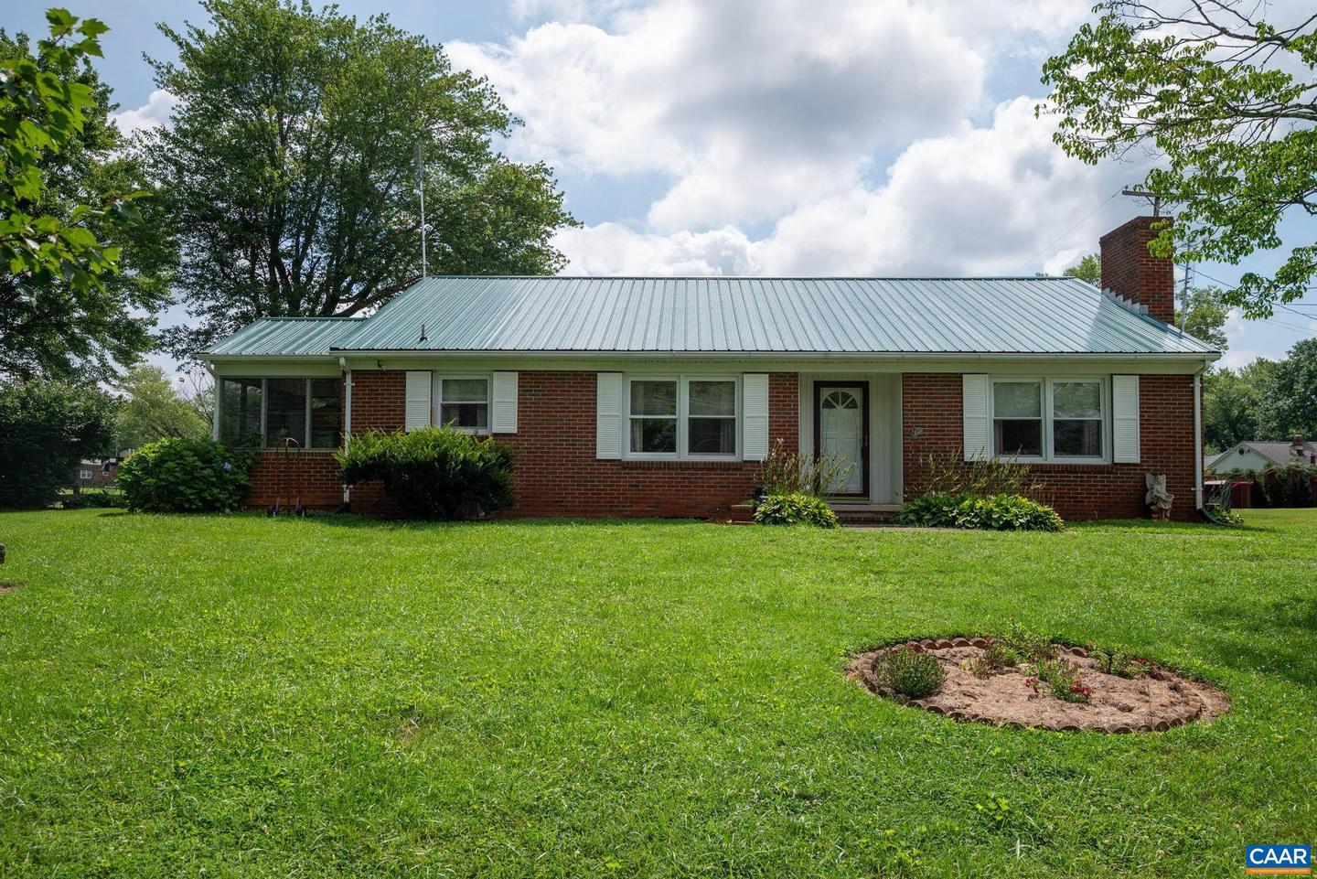 31 WESLEY ST, STANARDSVILLE, Virginia 22973, 3 Bedrooms Bedrooms, ,2 BathroomsBathrooms,Residential,For sale,31 WESLEY ST,666421 MLS # 666421