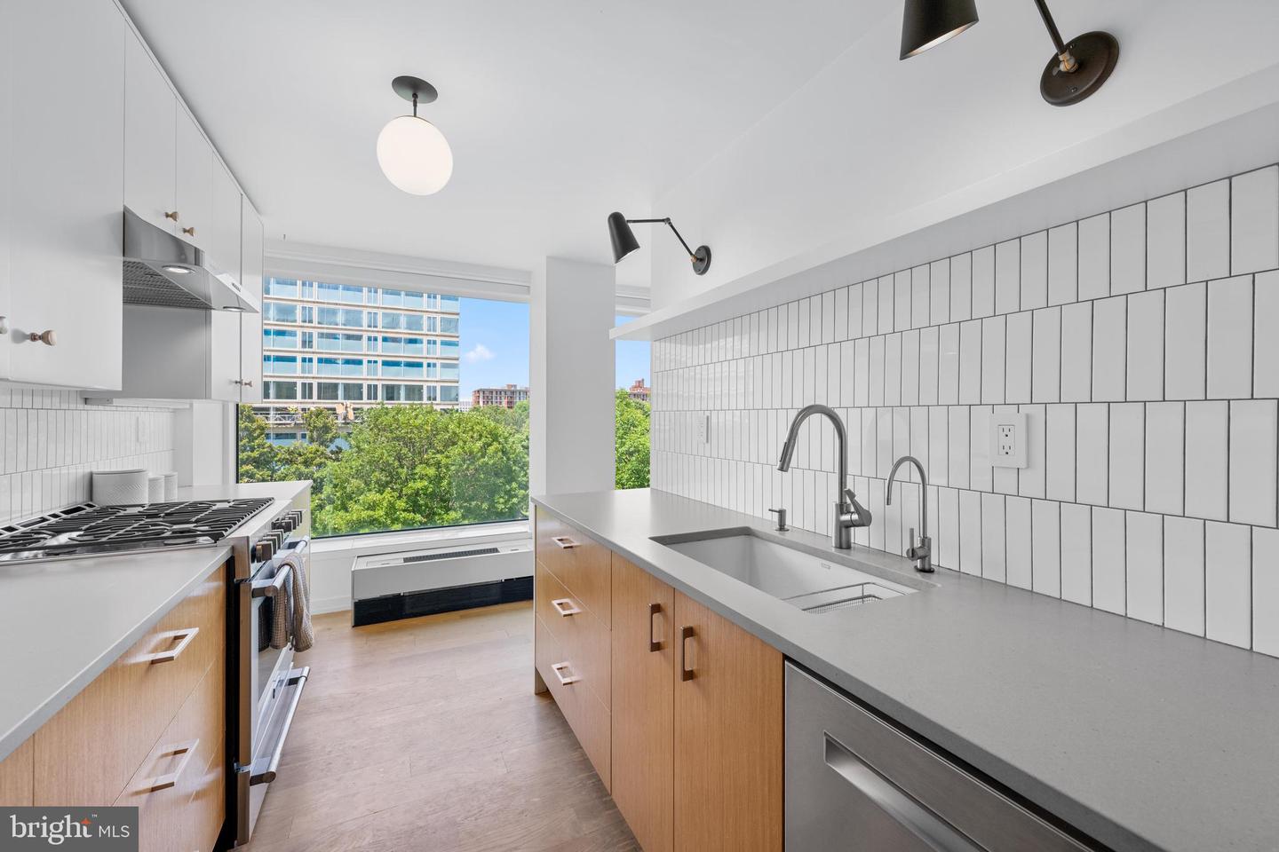 1101 3RD ST SW #315, WASHINGTON, District Of Columbia 20024, 3 Bedrooms Bedrooms, ,2 BathroomsBathrooms,Residential,For sale,1101 3RD ST SW #315,DCDC2209144 MLS # DCDC2209144