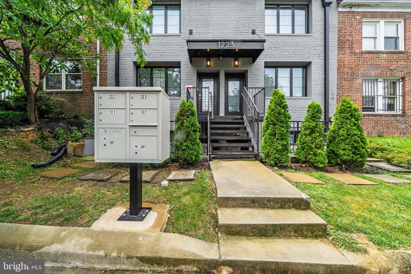 1223 MEIGS PL NE #101, WASHINGTON, District Of Columbia 20002, 2 Bedrooms Bedrooms, ,2 BathroomsBathrooms,Residential,For sale,1223 MEIGS PL NE #101,DCDC2209164 MLS # DCDC2209164