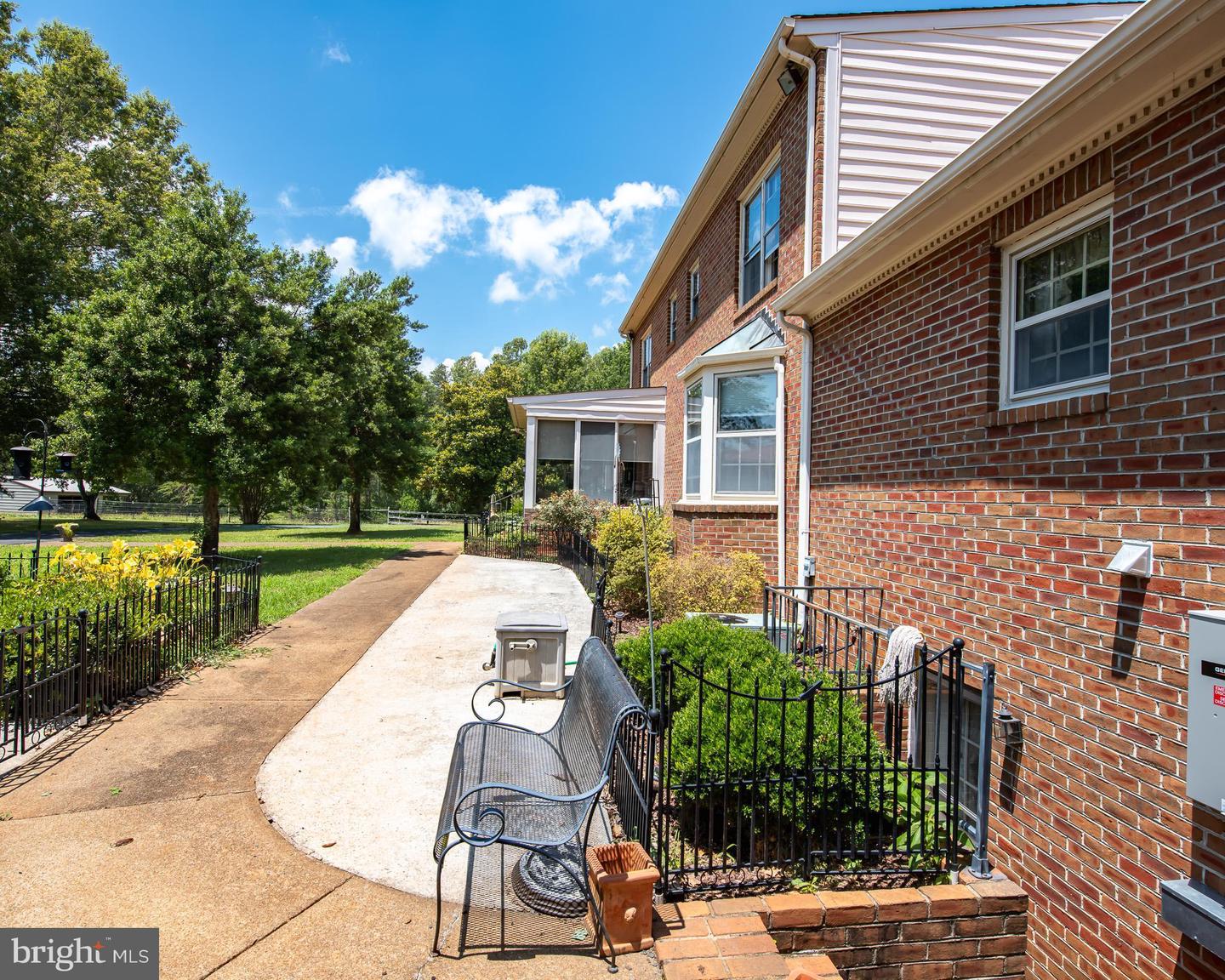 2667 UNION CHURCH RD, BUCKINGHAM, Virginia 23921, 4 Bedrooms Bedrooms, ,4 BathroomsBathrooms,Residential,For sale,2667 UNION CHURCH RD,VABH2000196 MLS # VABH2000196